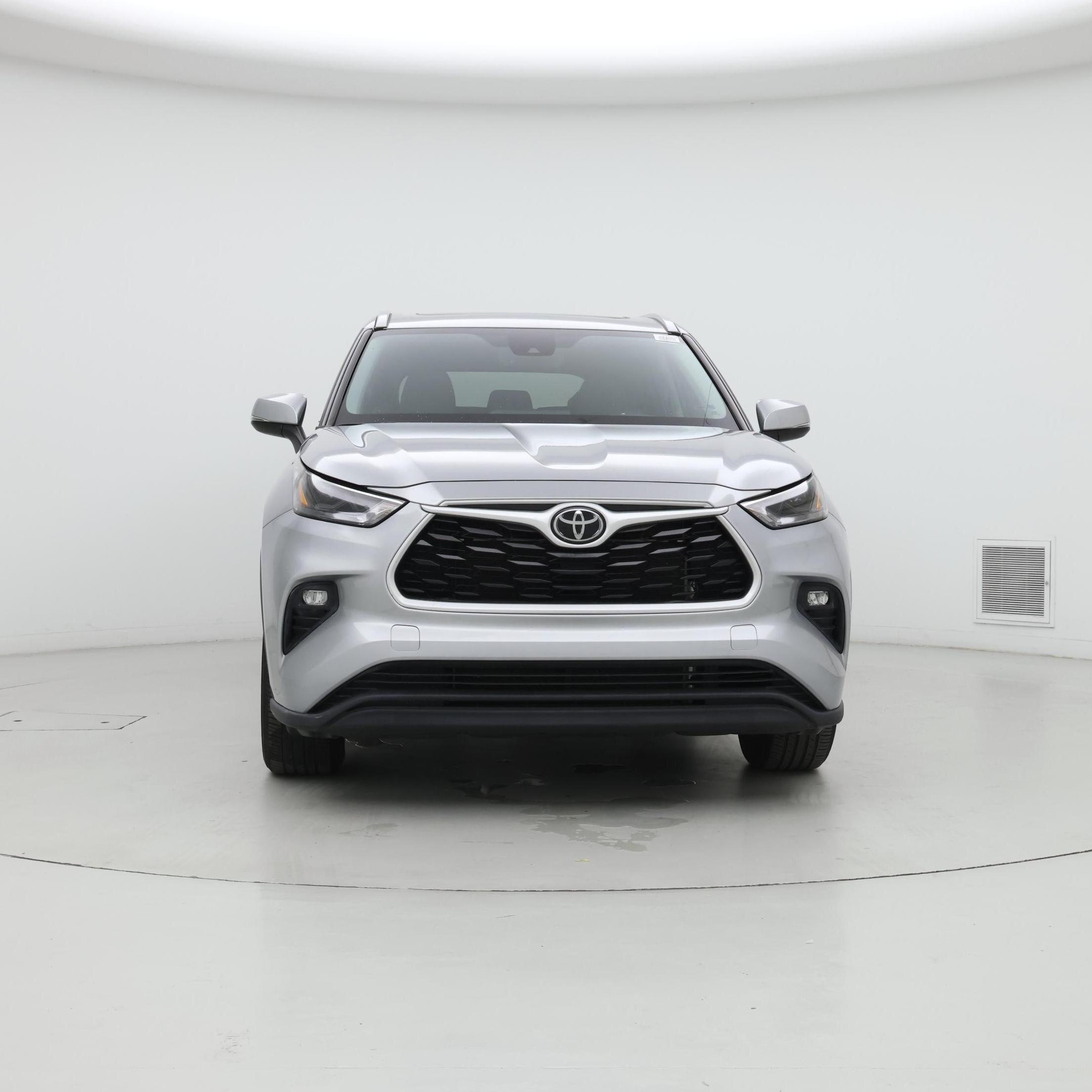 Thumbnail: 2022 Toyota Highlander - 5