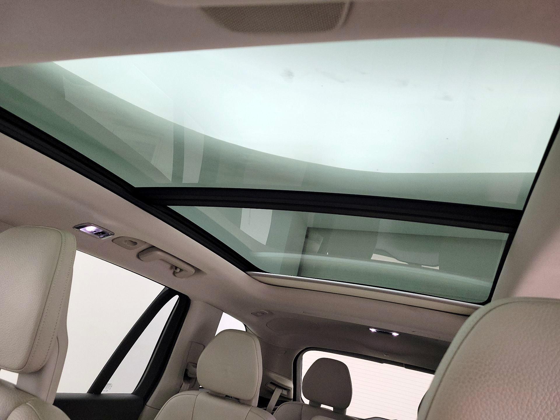 Thumbnail: 2020 Volvo XC90 - 20