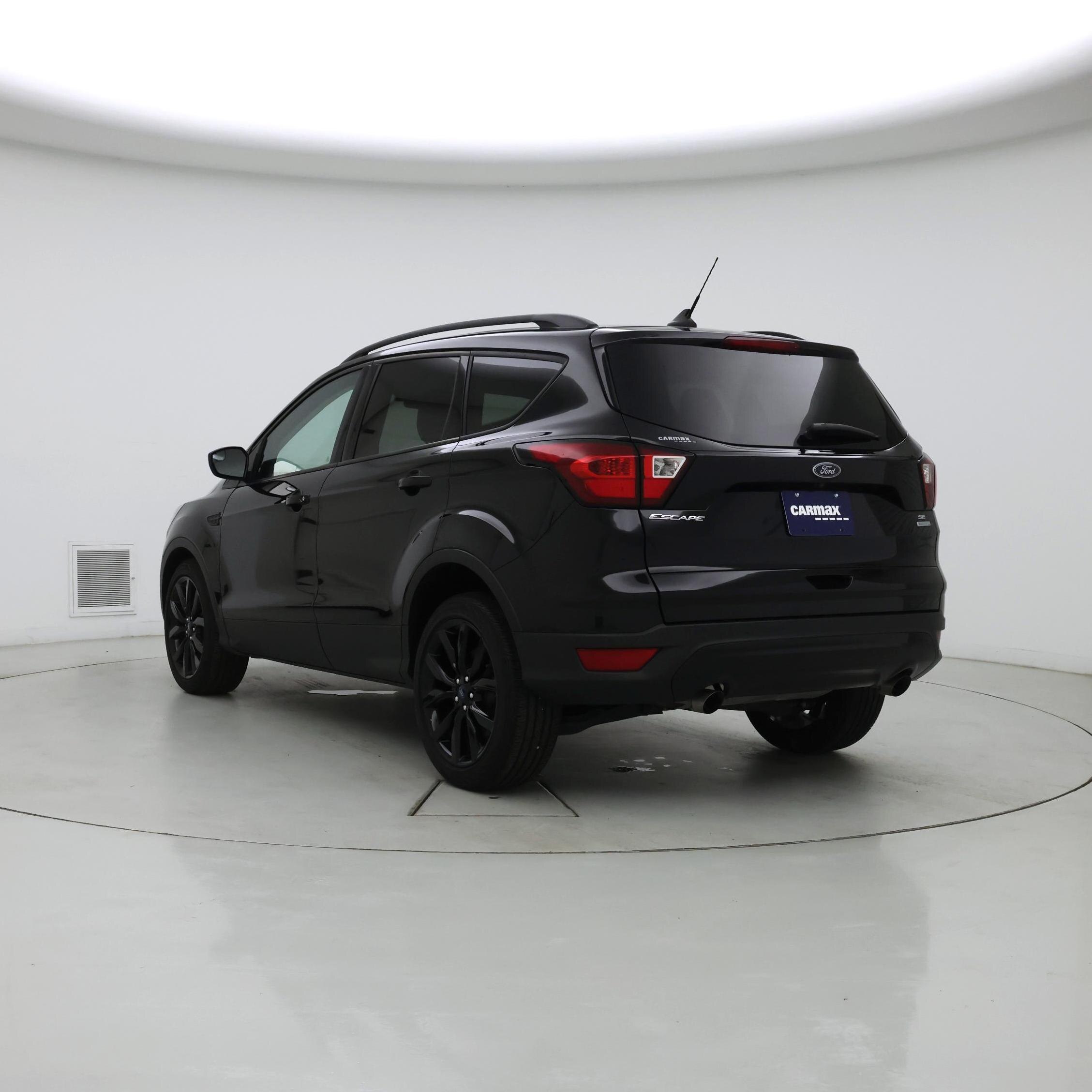 Thumbnail: 2019 Ford Escape - 2