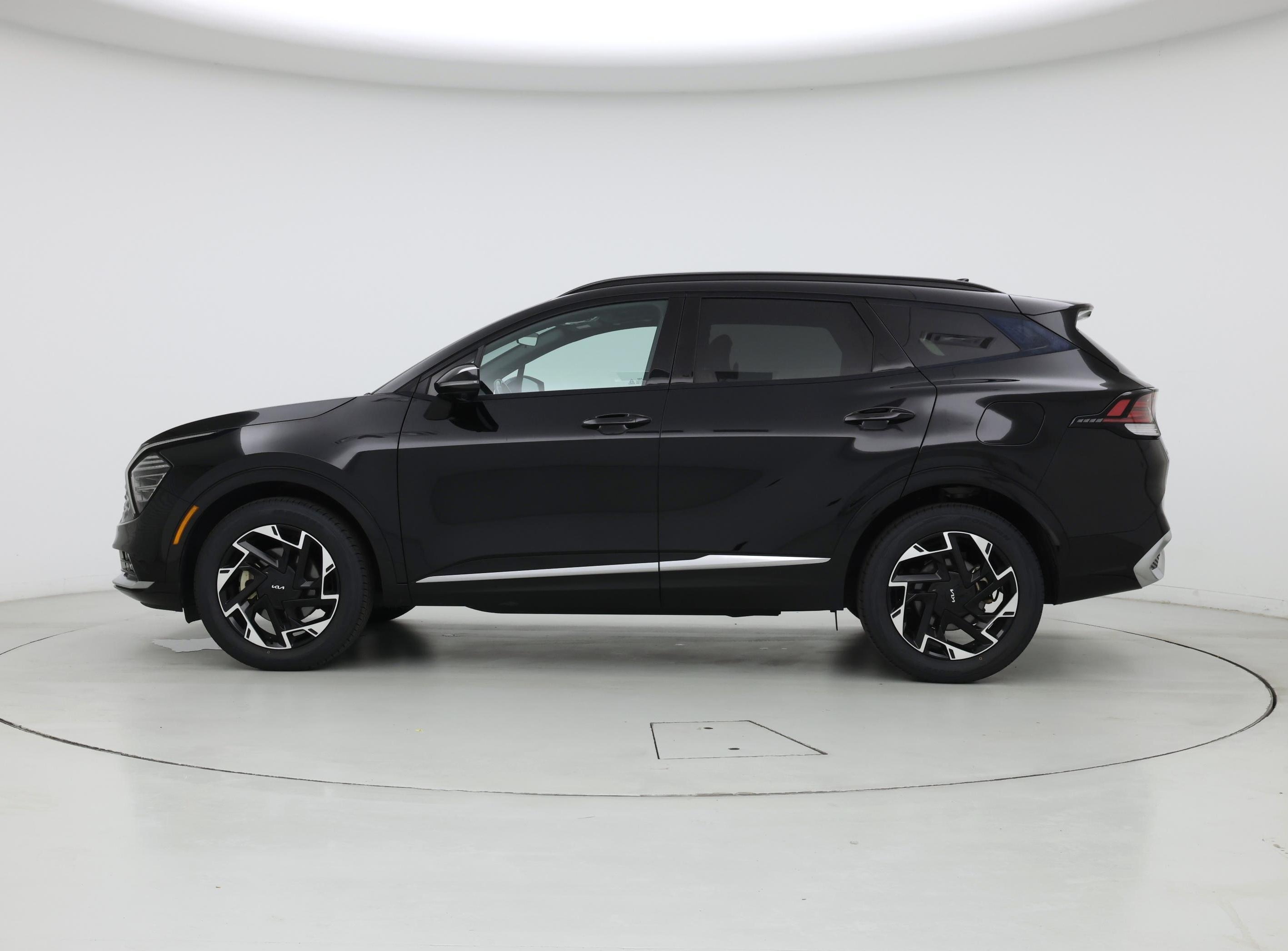 Thumbnail: 2023 Kia Sportage - 3