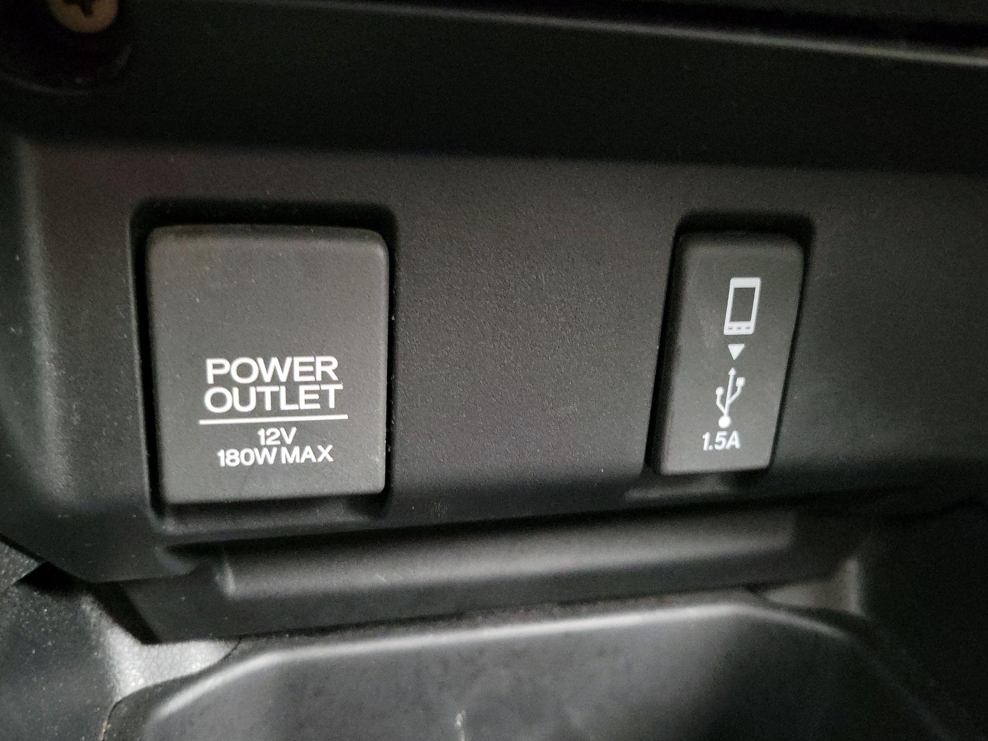 Thumbnail: 2019 Honda Fit - 18