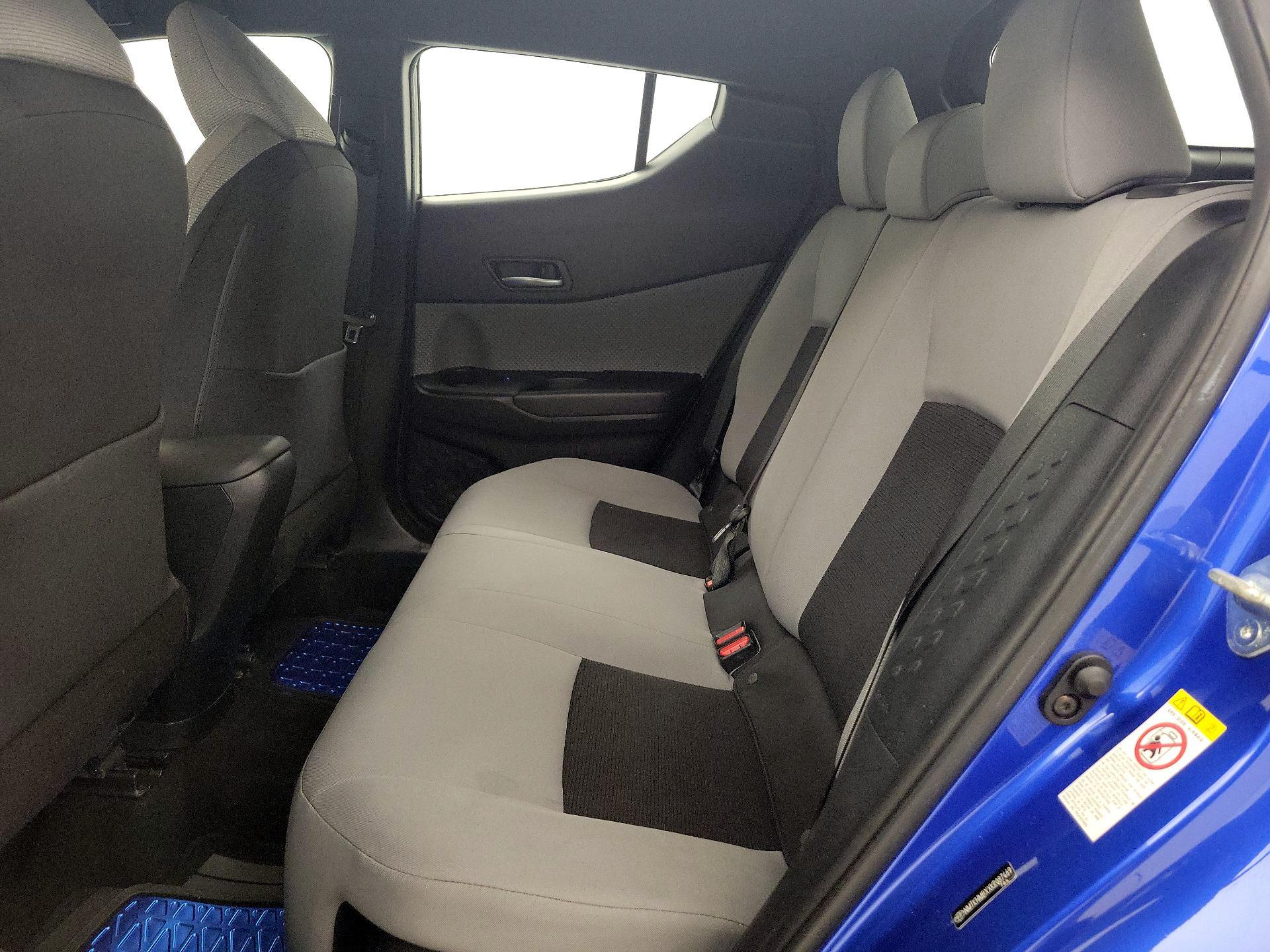 Thumbnail: 2019 Toyota C-HR - 19