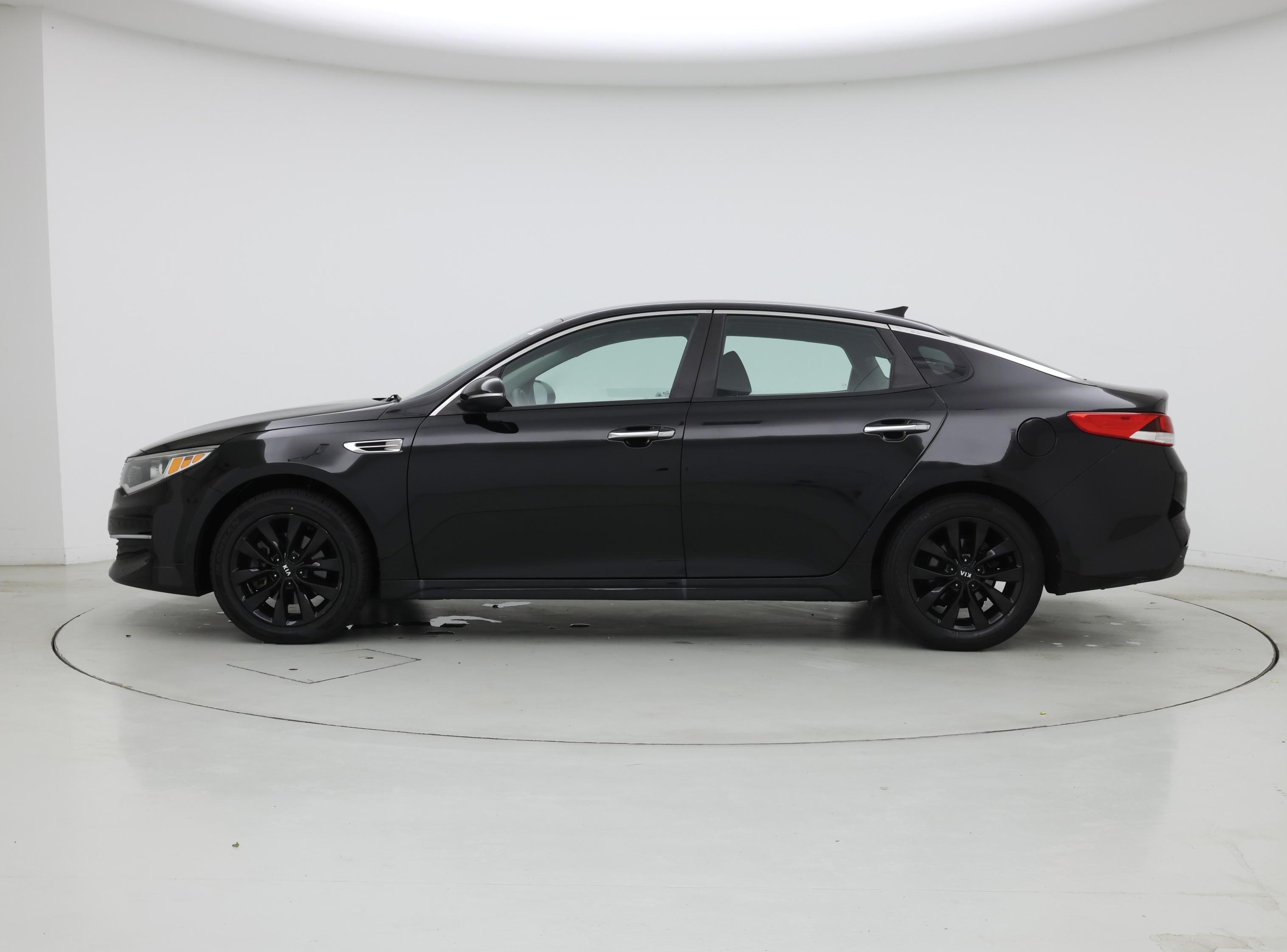 Thumbnail: 2018 Kia Optima - 3