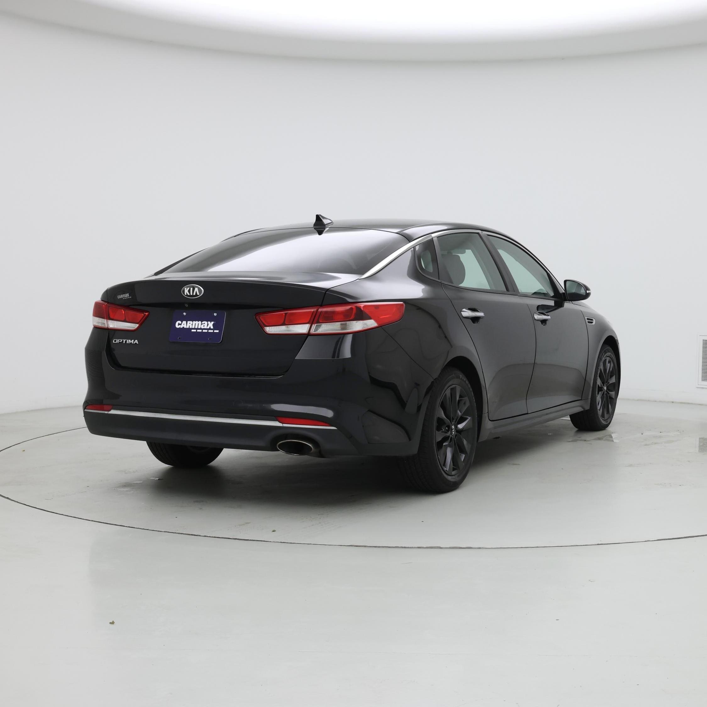Thumbnail: 2018 Kia Optima - 8