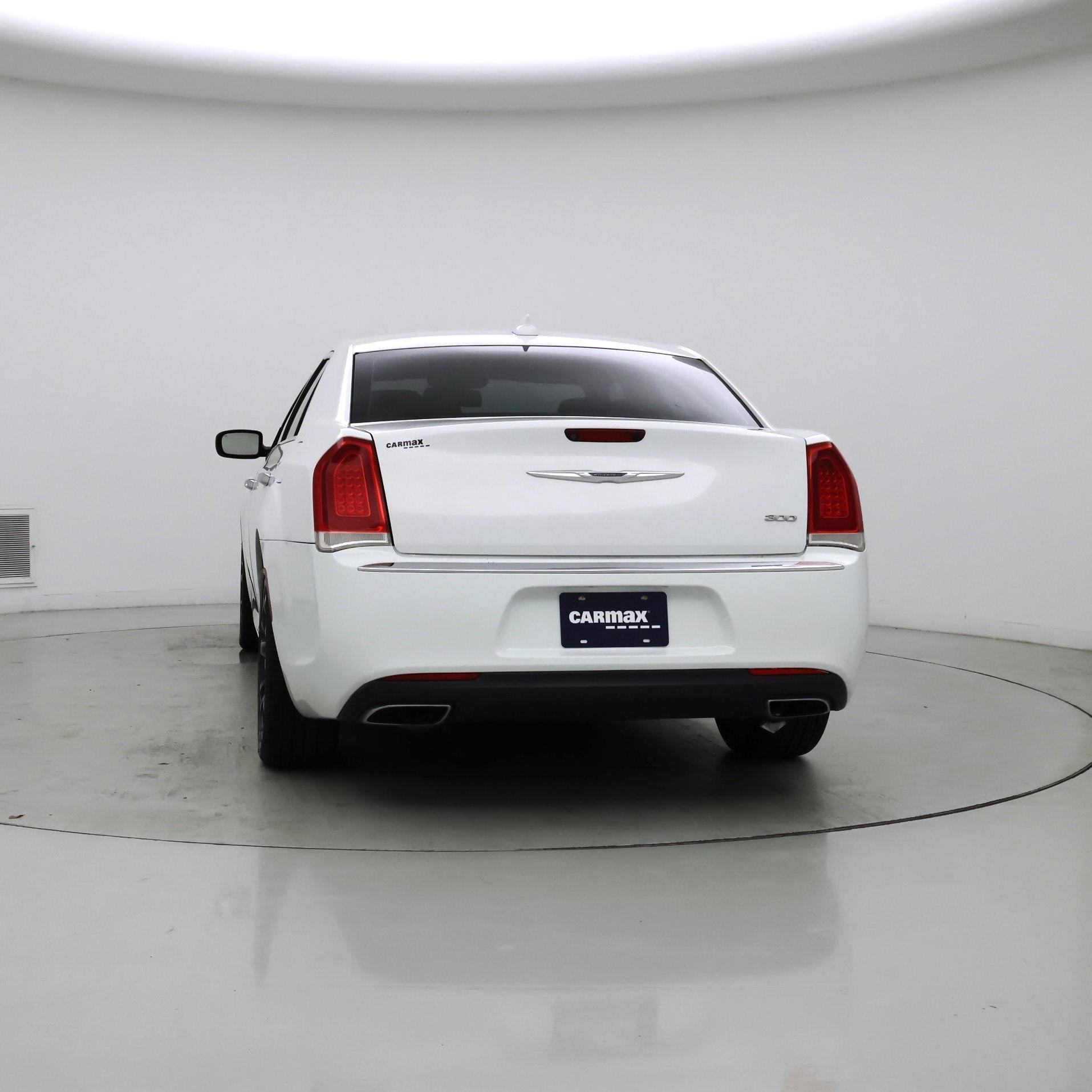 Thumbnail: 2018 Chrysler 300 - 6