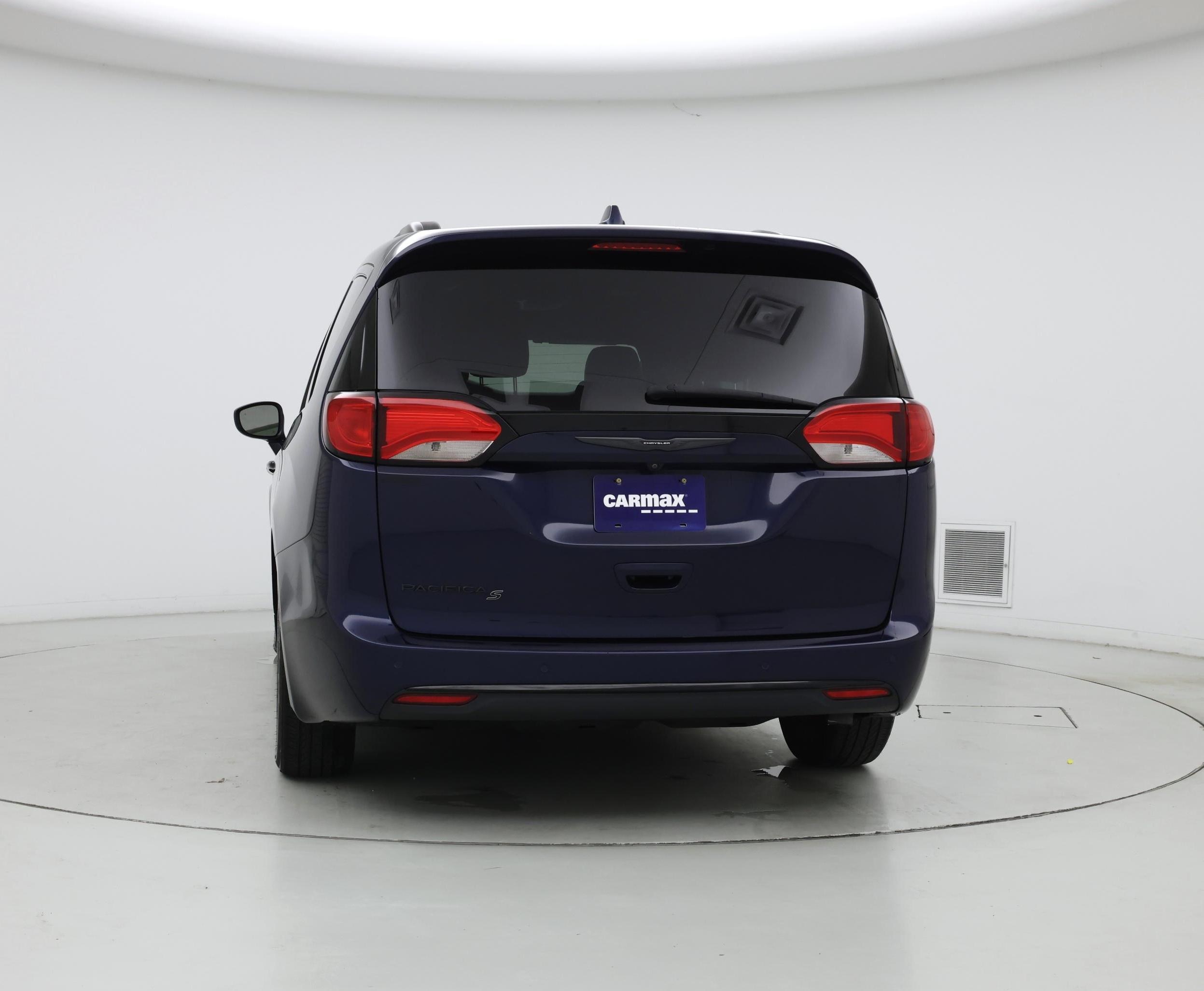 Thumbnail: 2019 Chrysler Pacifica - 6