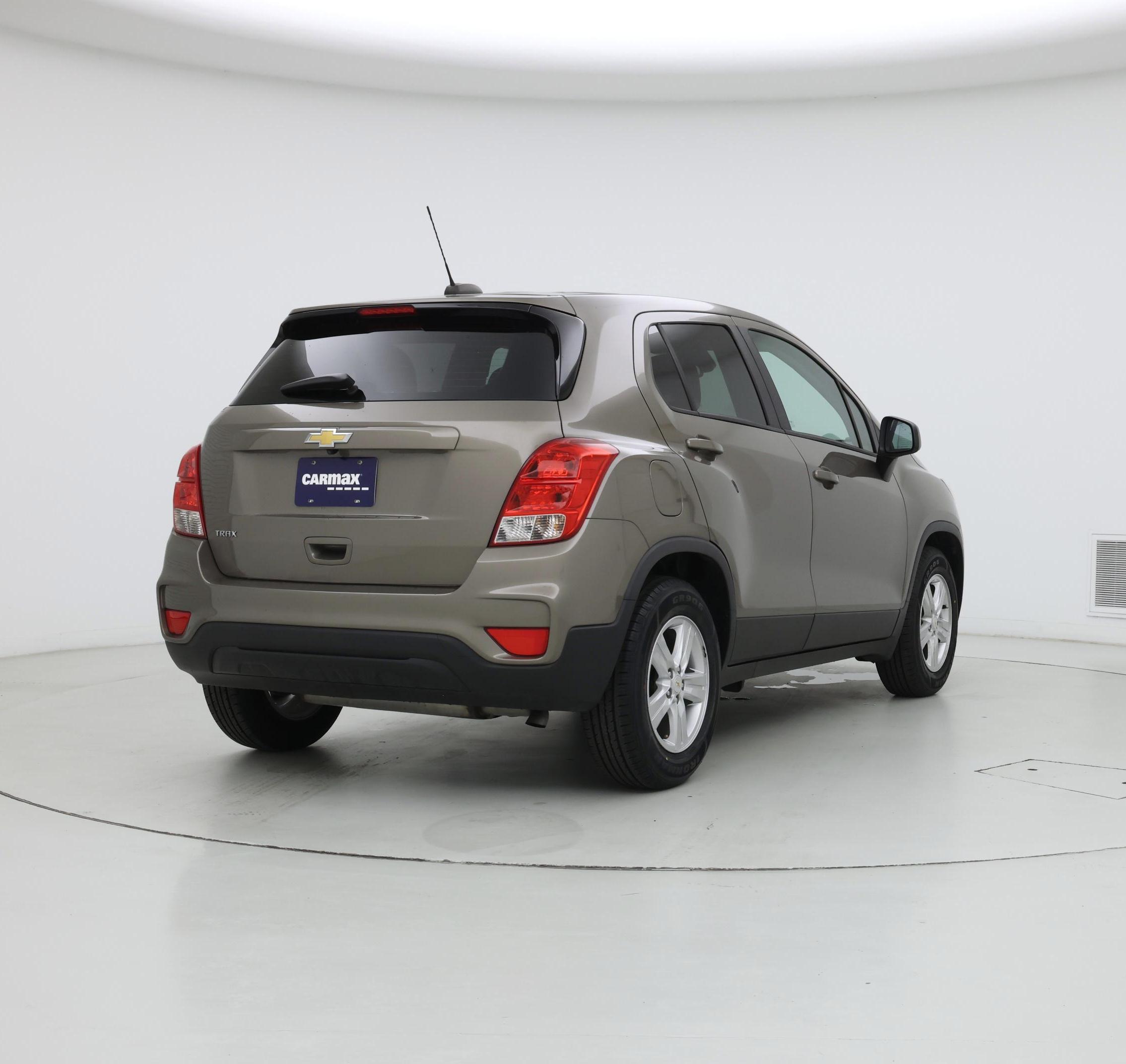 Thumbnail: 2021 Chevrolet Trax - 8
