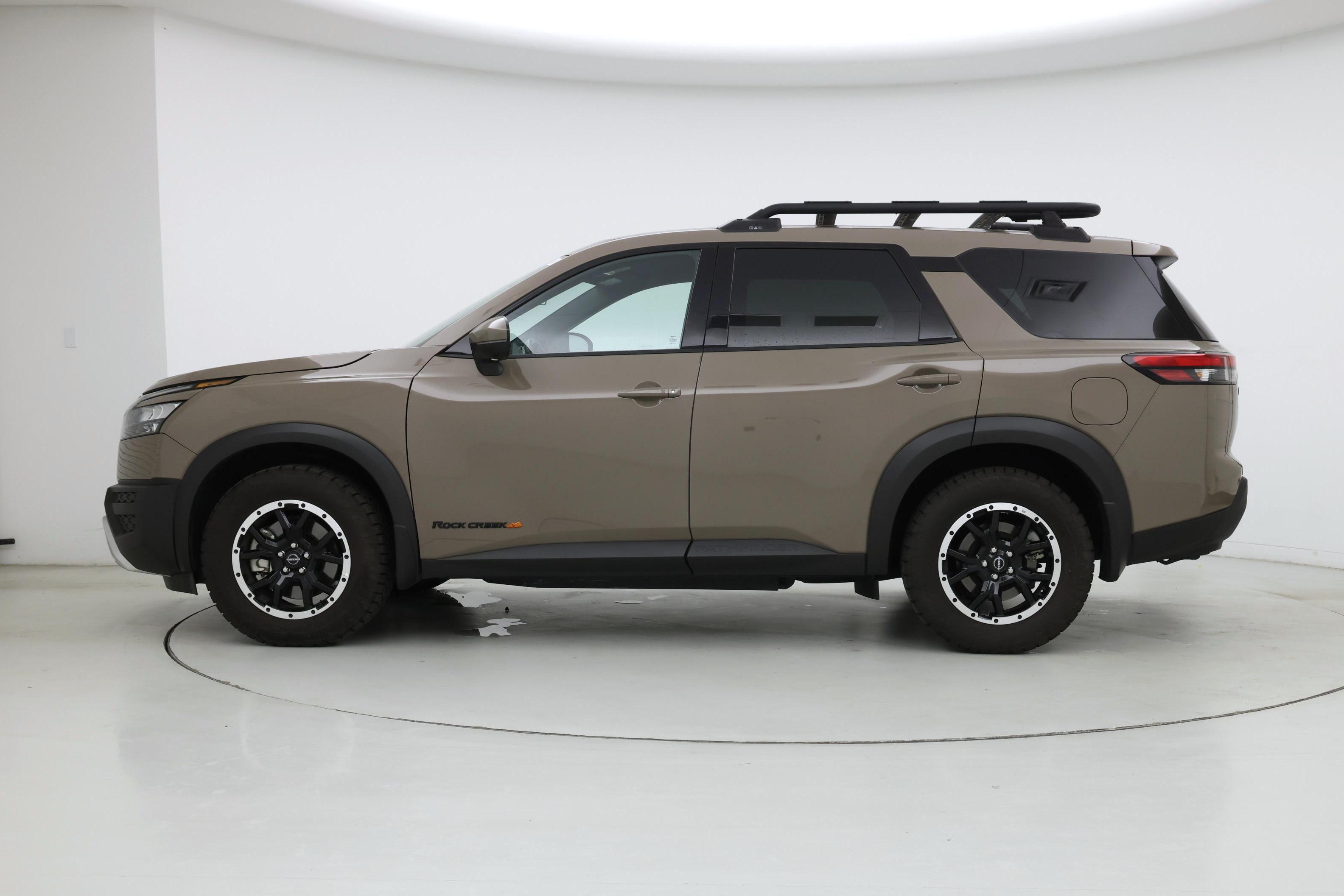 Thumbnail: 2024 Nissan Pathfinder - 3