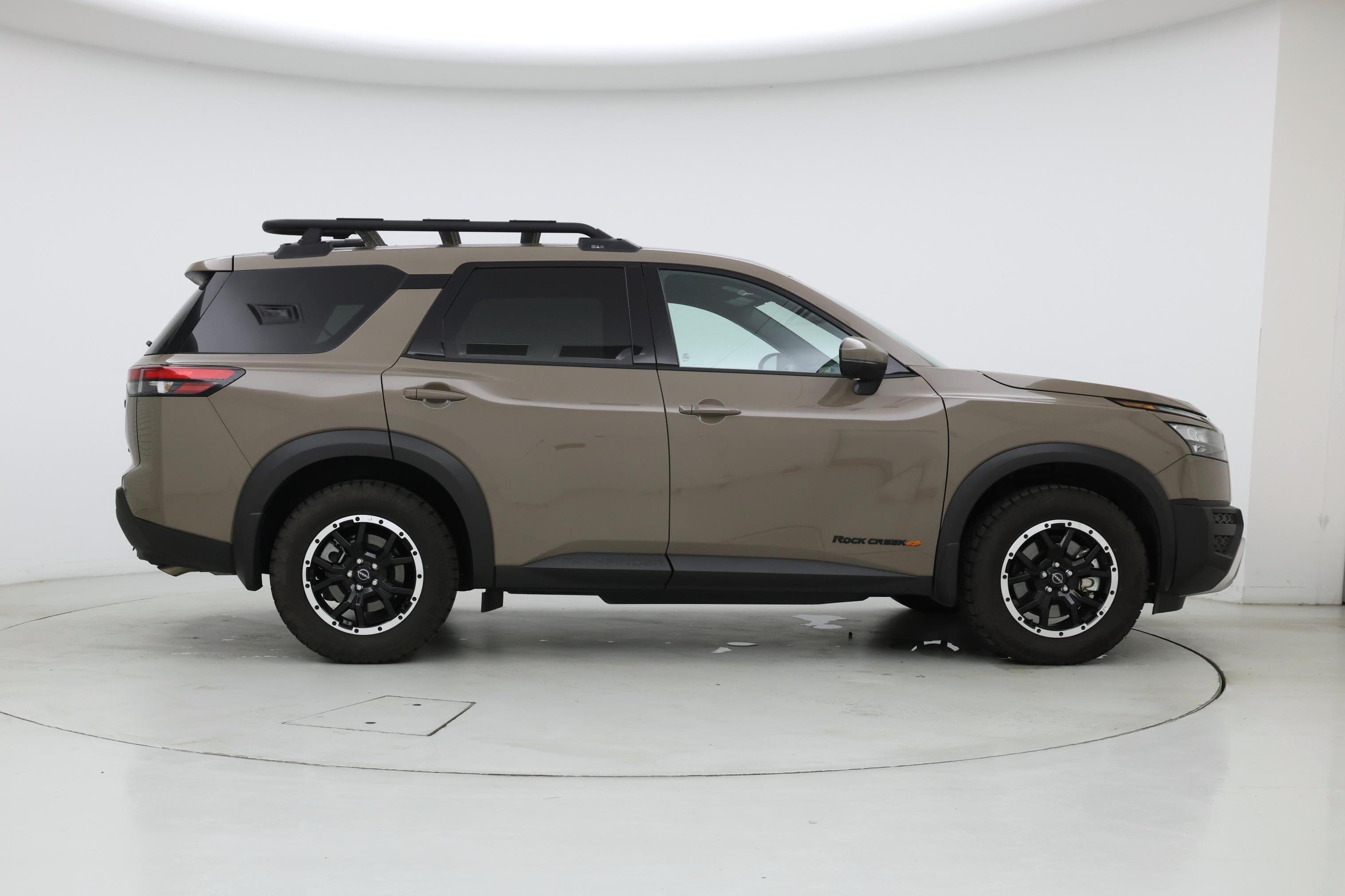 Thumbnail: 2024 Nissan Pathfinder - 7