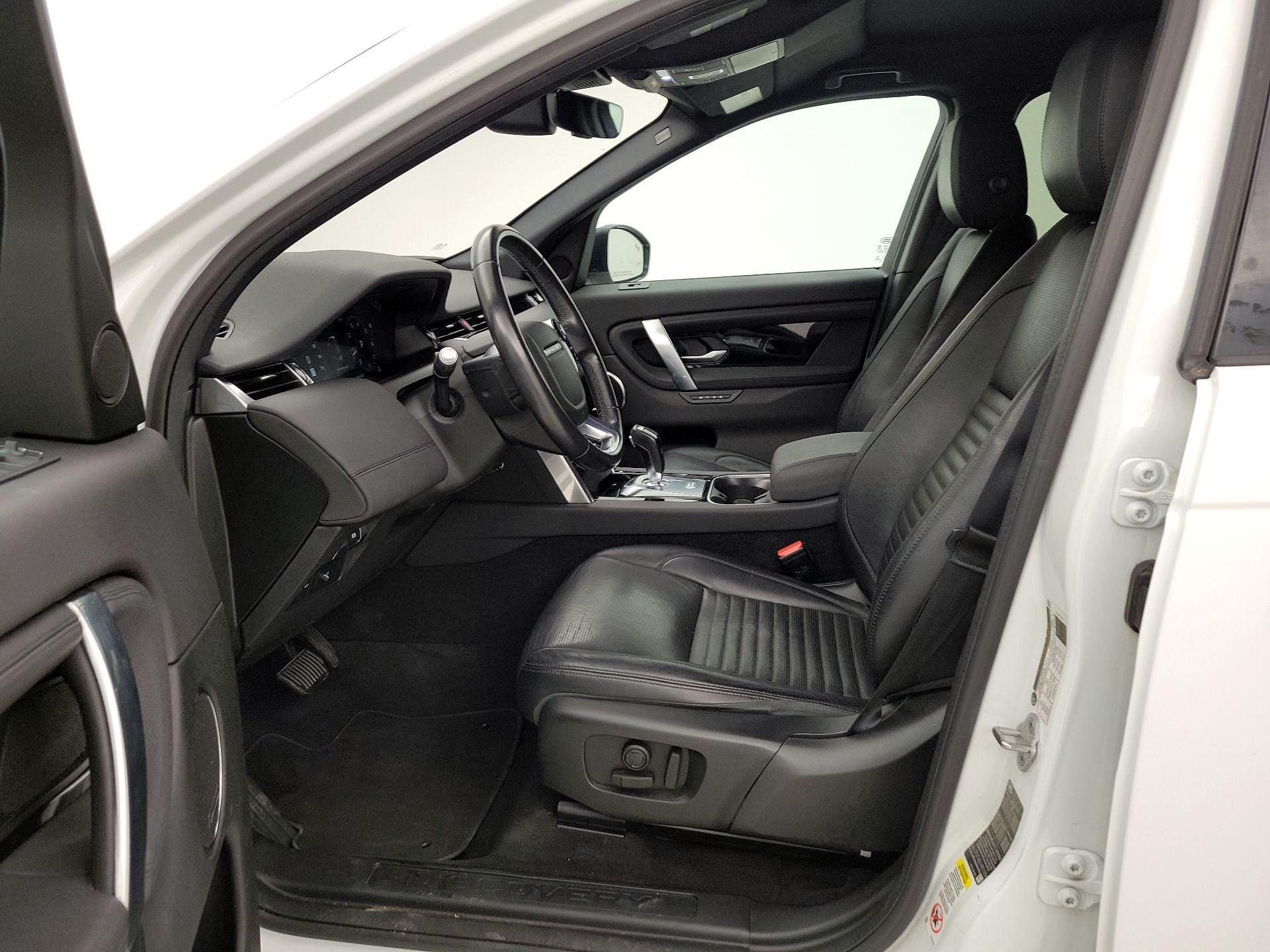 Thumbnail: 2020 Land Rover Discovery Sport - 11