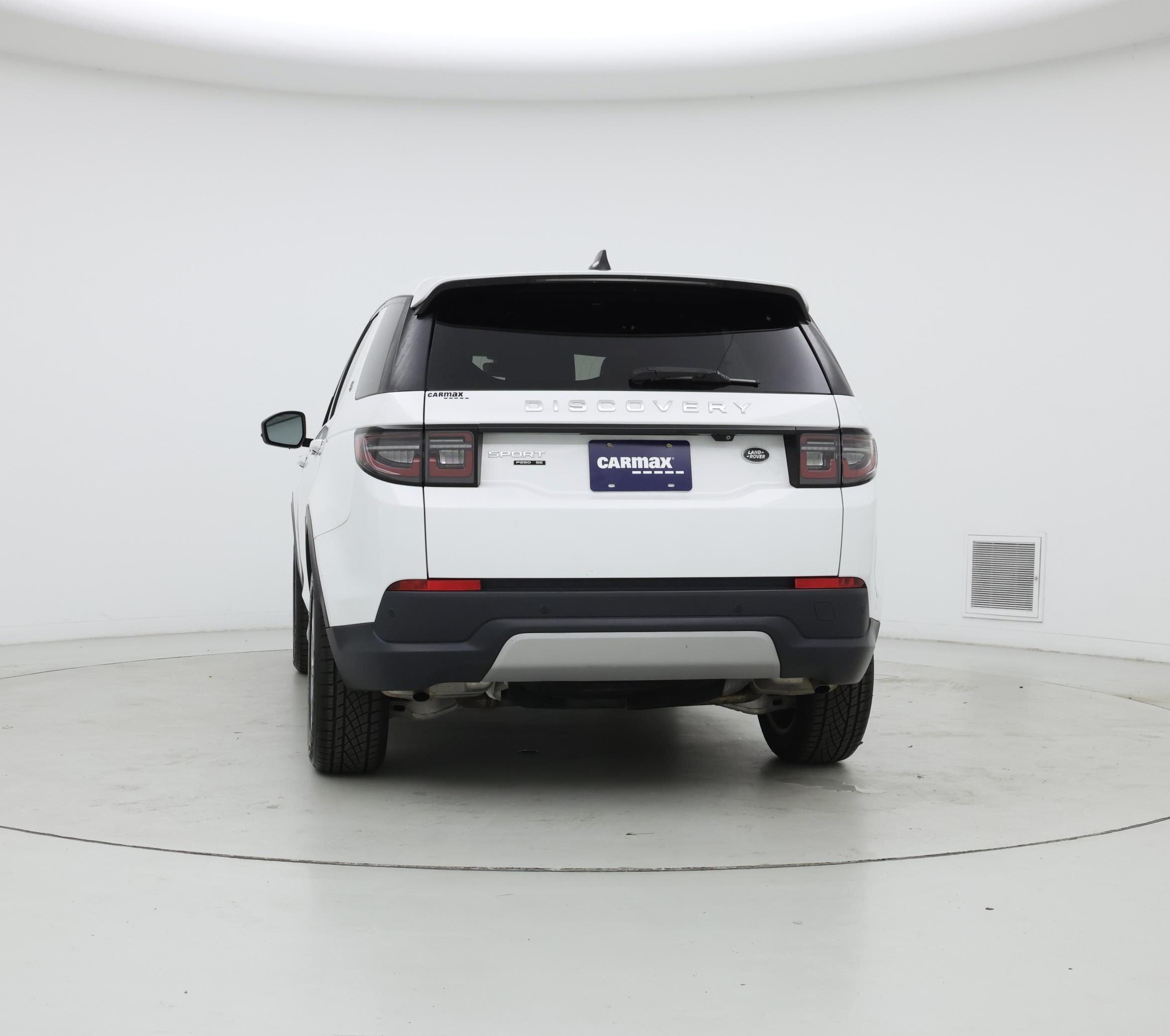 Thumbnail: 2020 Land Rover Discovery Sport - 6