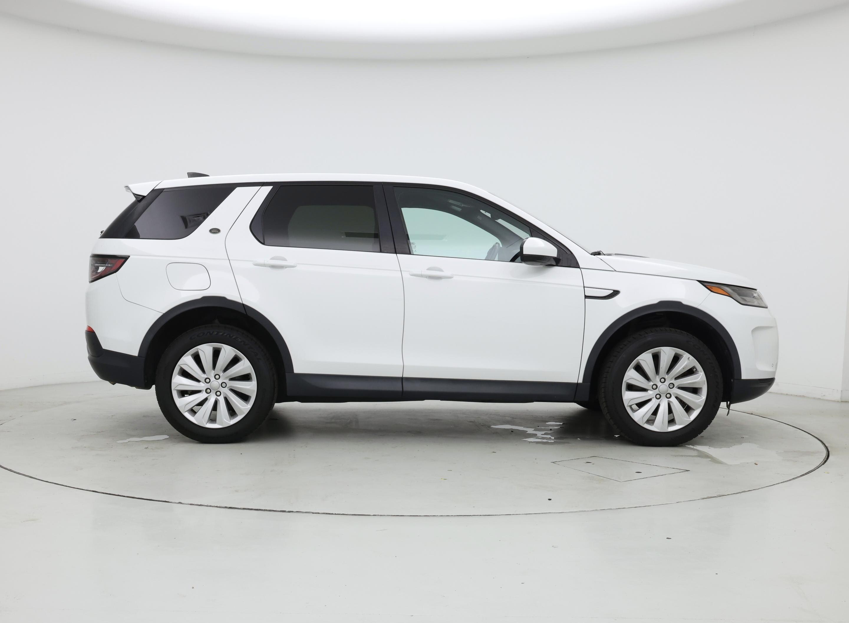 Thumbnail: 2020 Land Rover Discovery Sport - 7