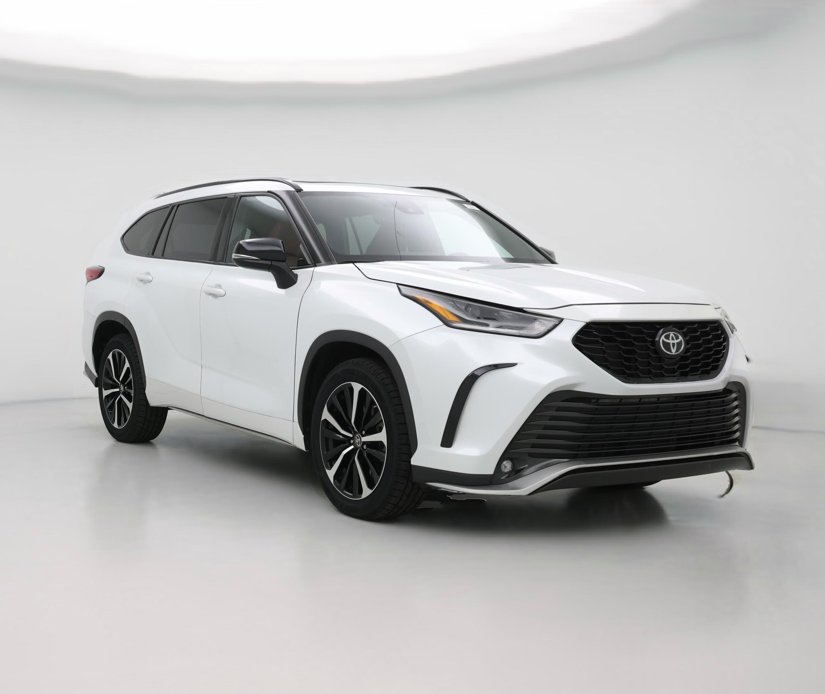 Thumbnail: 2022 Toyota Highlander - 1
