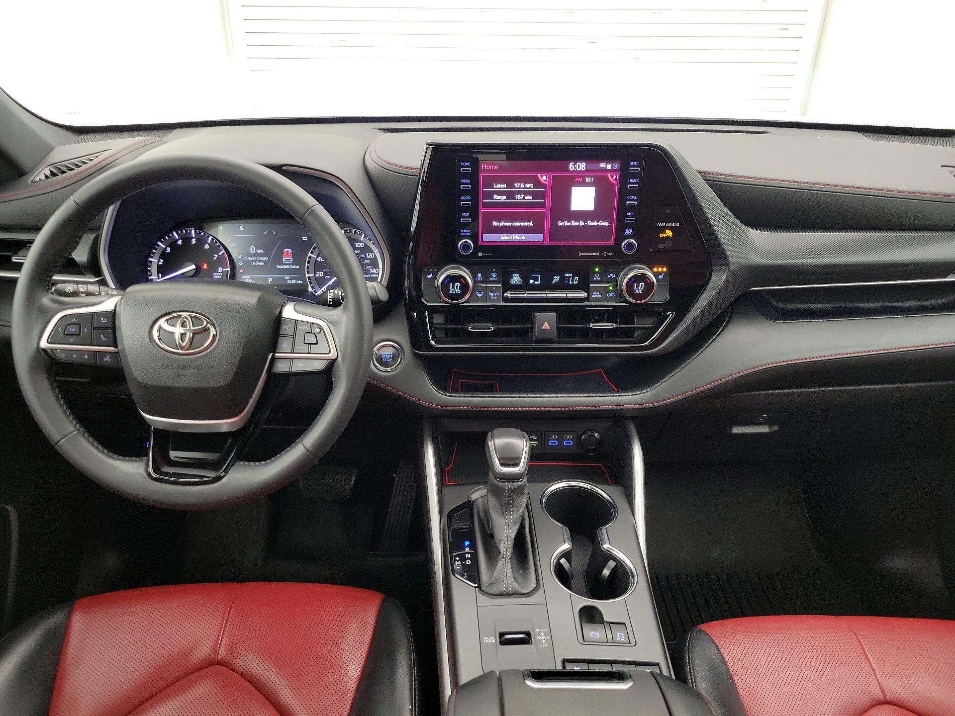 Thumbnail: 2022 Toyota Highlander - 9