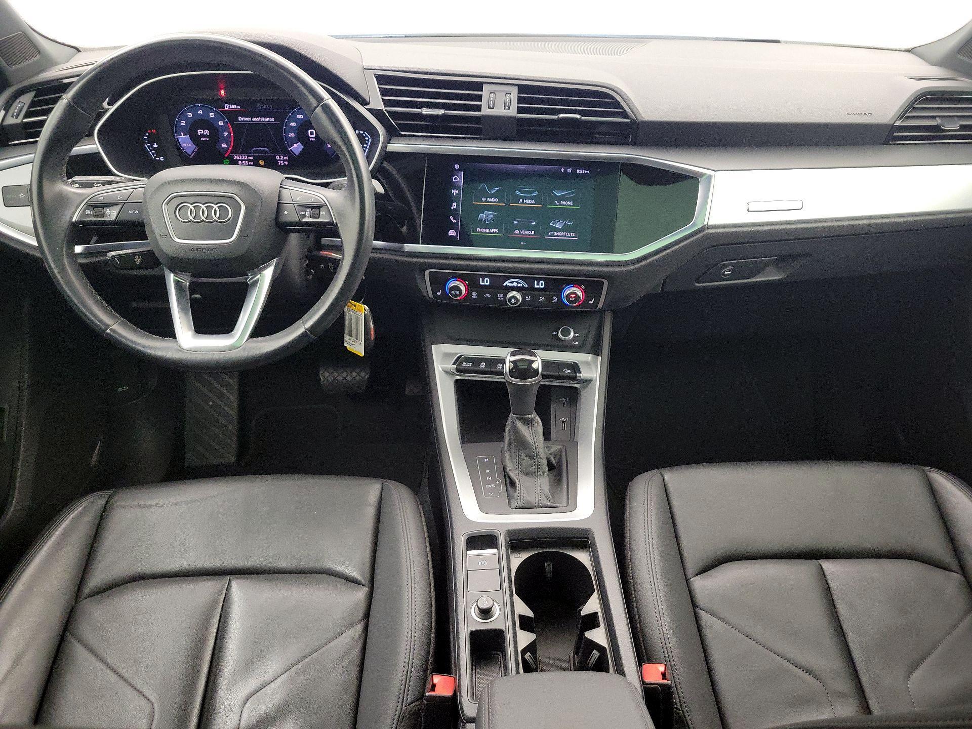 Thumbnail: 2021 Audi Q3 - 9