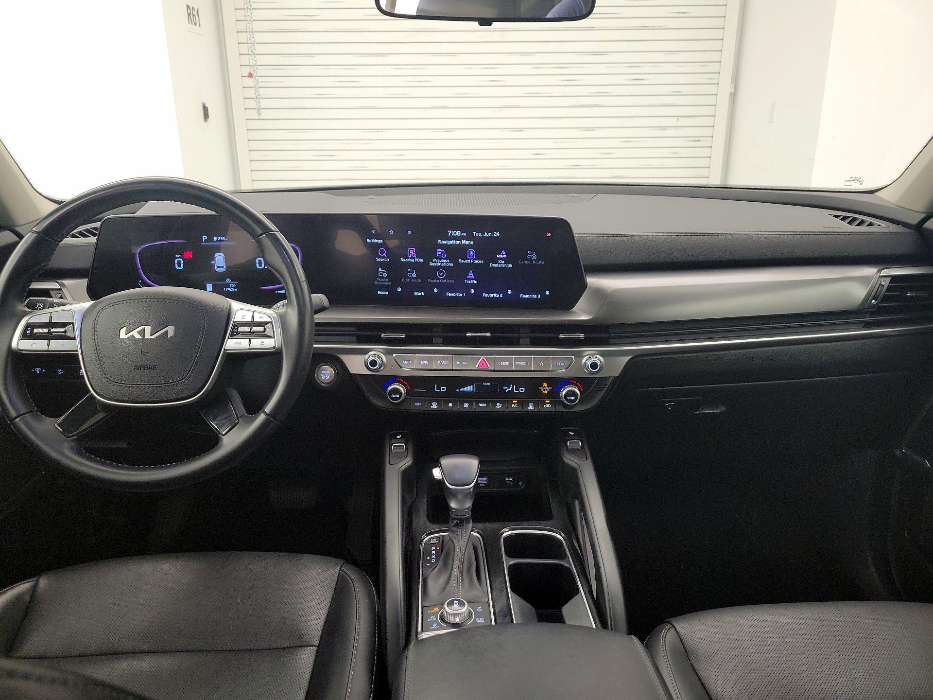 Thumbnail: 2023 Kia Telluride - 9