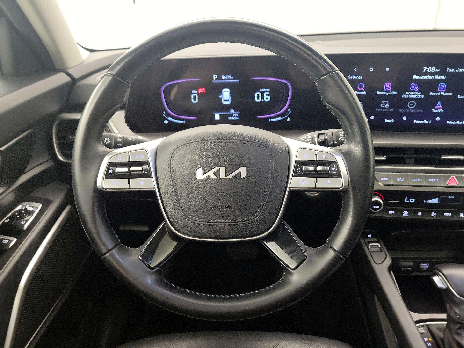 Thumbnail: 2023 Kia Telluride - 10