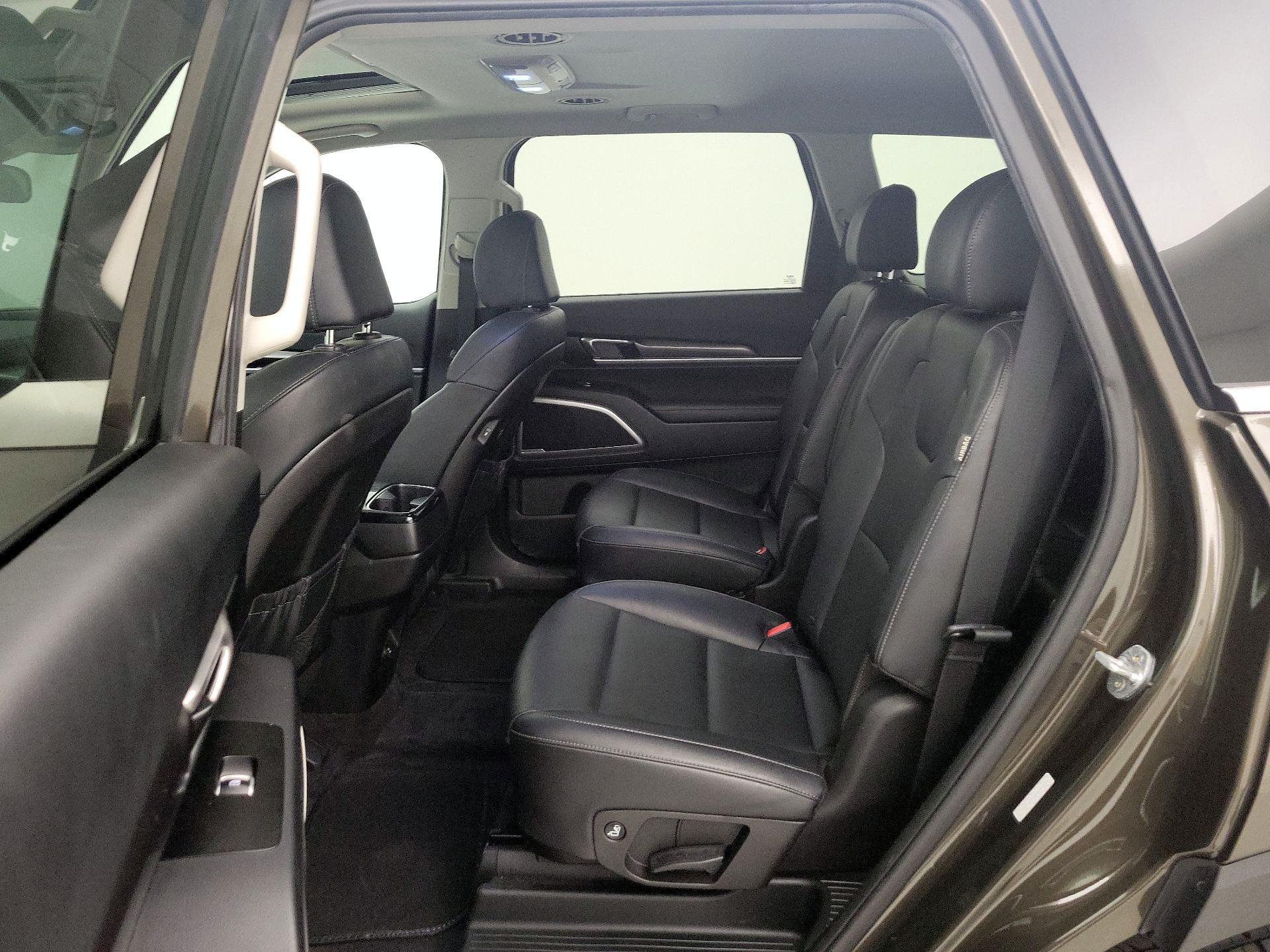 Thumbnail: 2023 Kia Telluride - 20