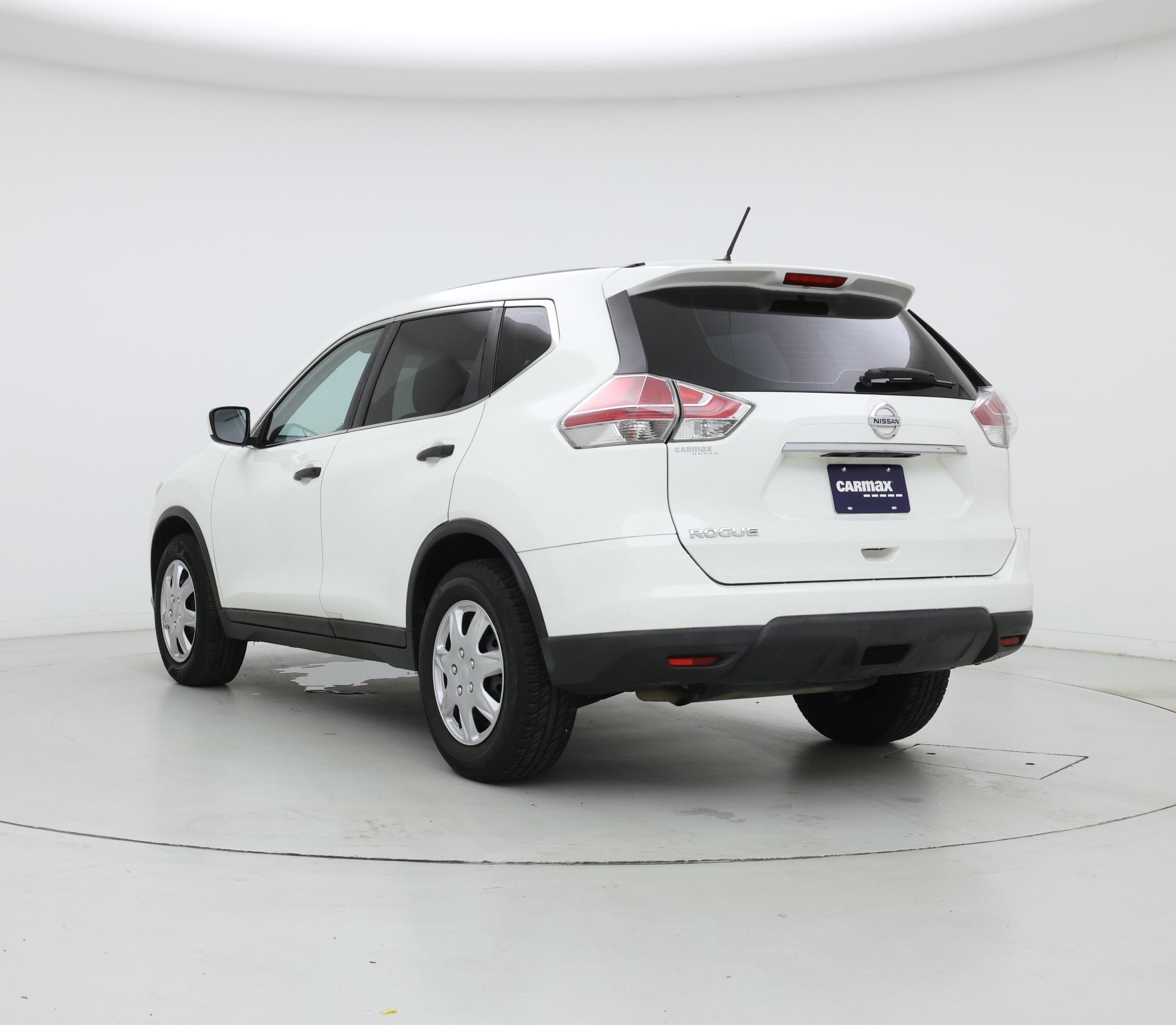 Thumbnail: 2016 Nissan Rogue - 2