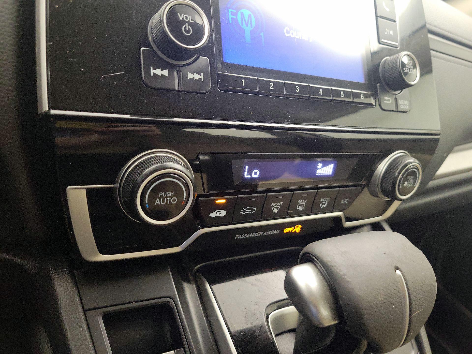 Thumbnail: 2019 Honda CR-V - 16