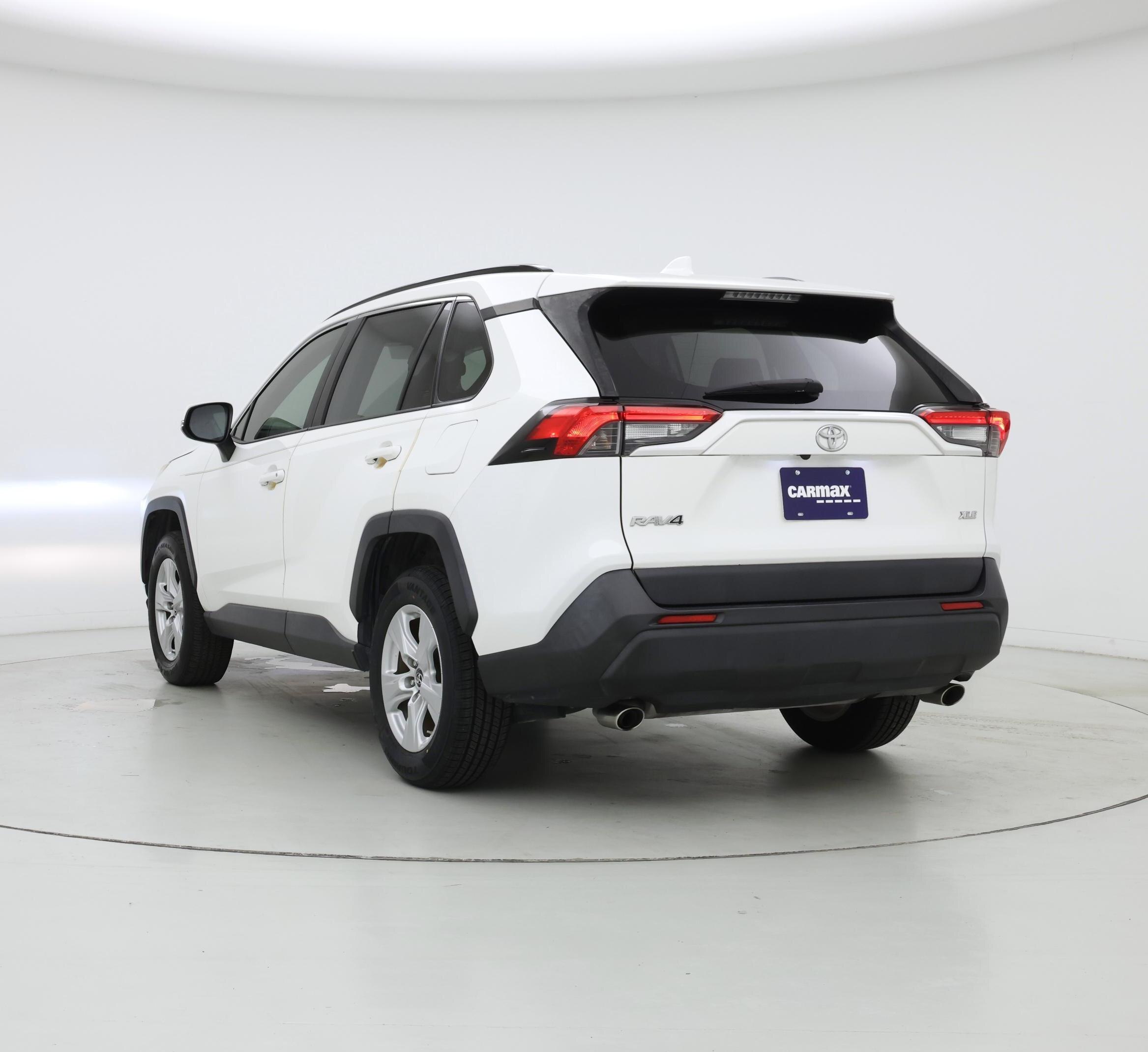 Thumbnail: 2019 Toyota RAV4 - 2