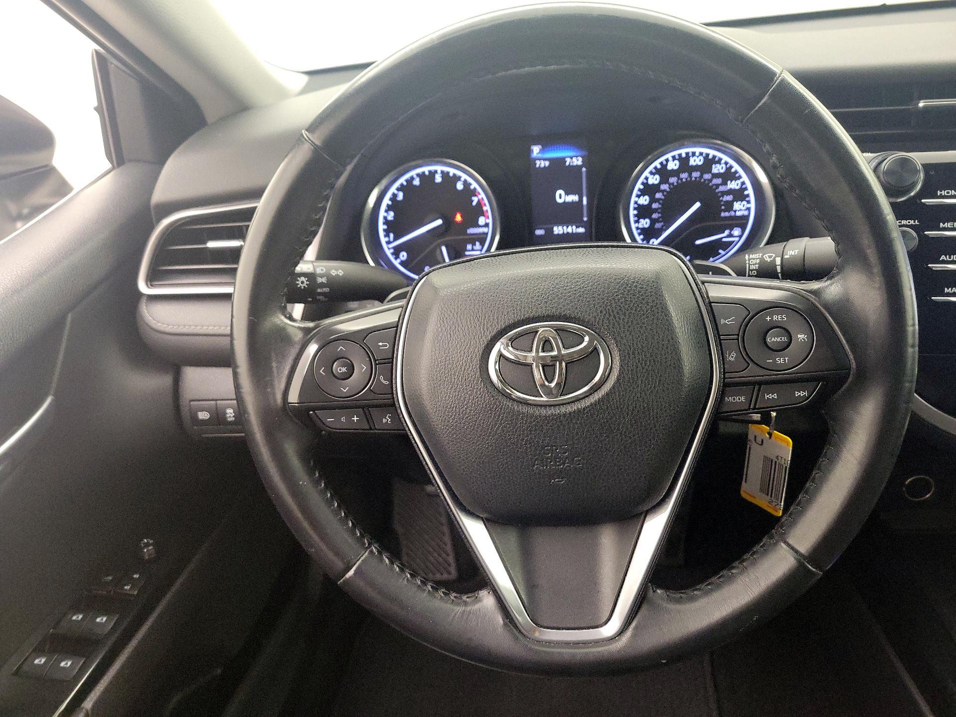 Thumbnail: 2020 Toyota Camry - 10