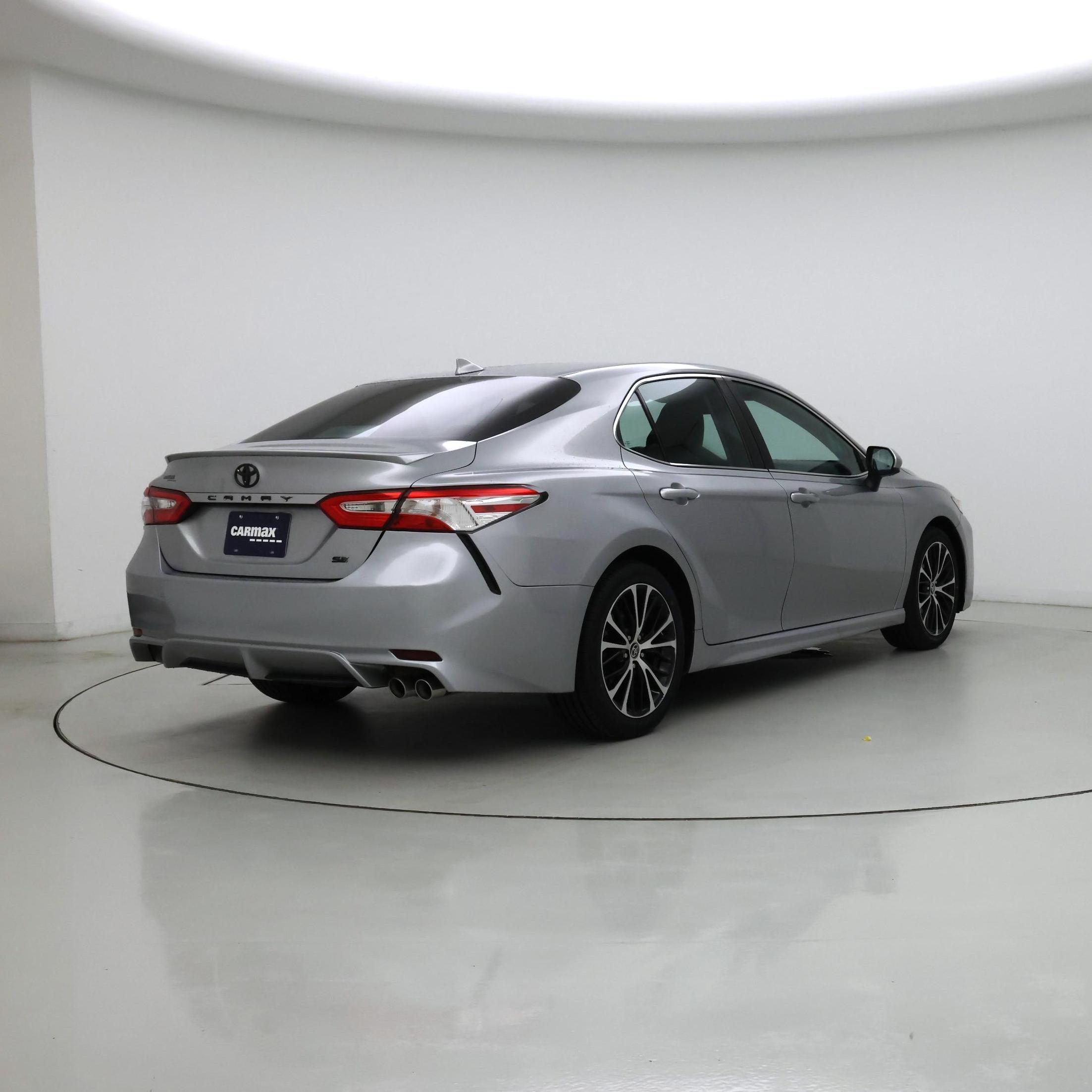 Thumbnail: 2020 Toyota Camry - 8