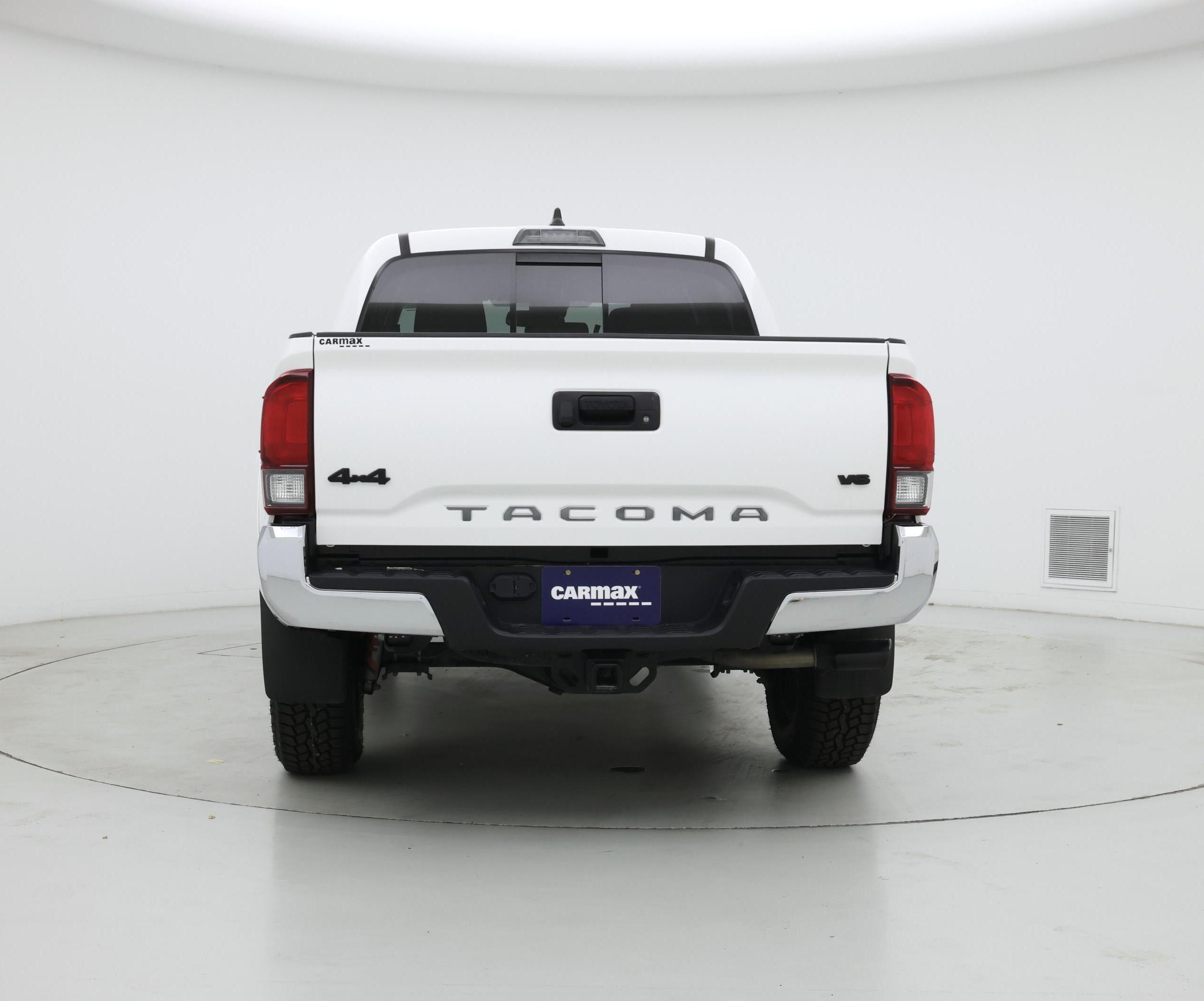 Thumbnail: 2022 Toyota Tacoma - 6
