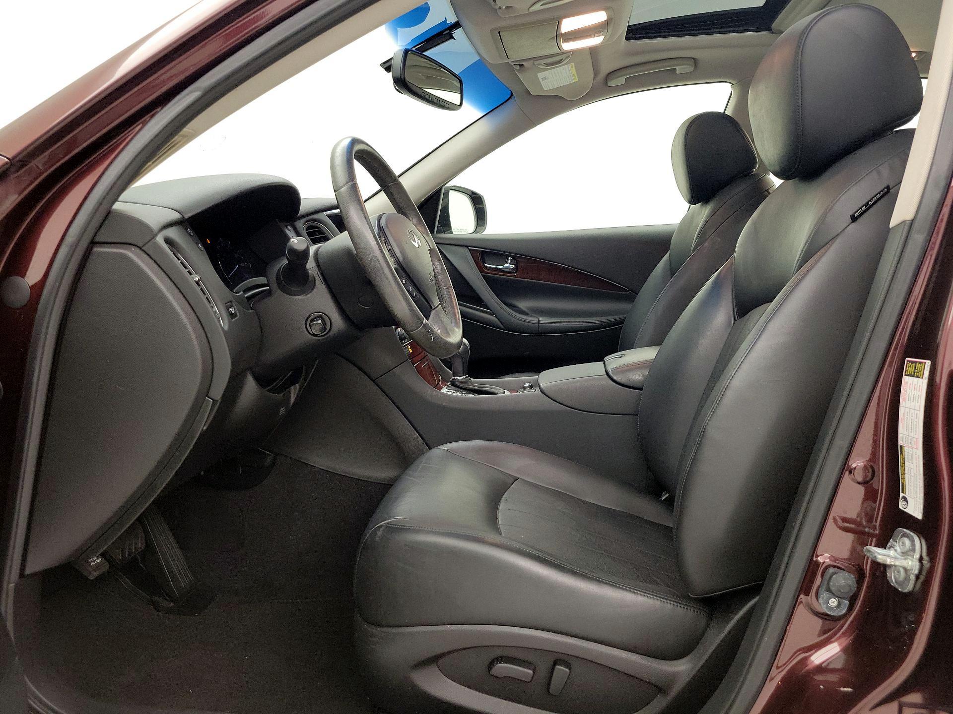 Thumbnail: 2017 INFINITI QX50 - 11