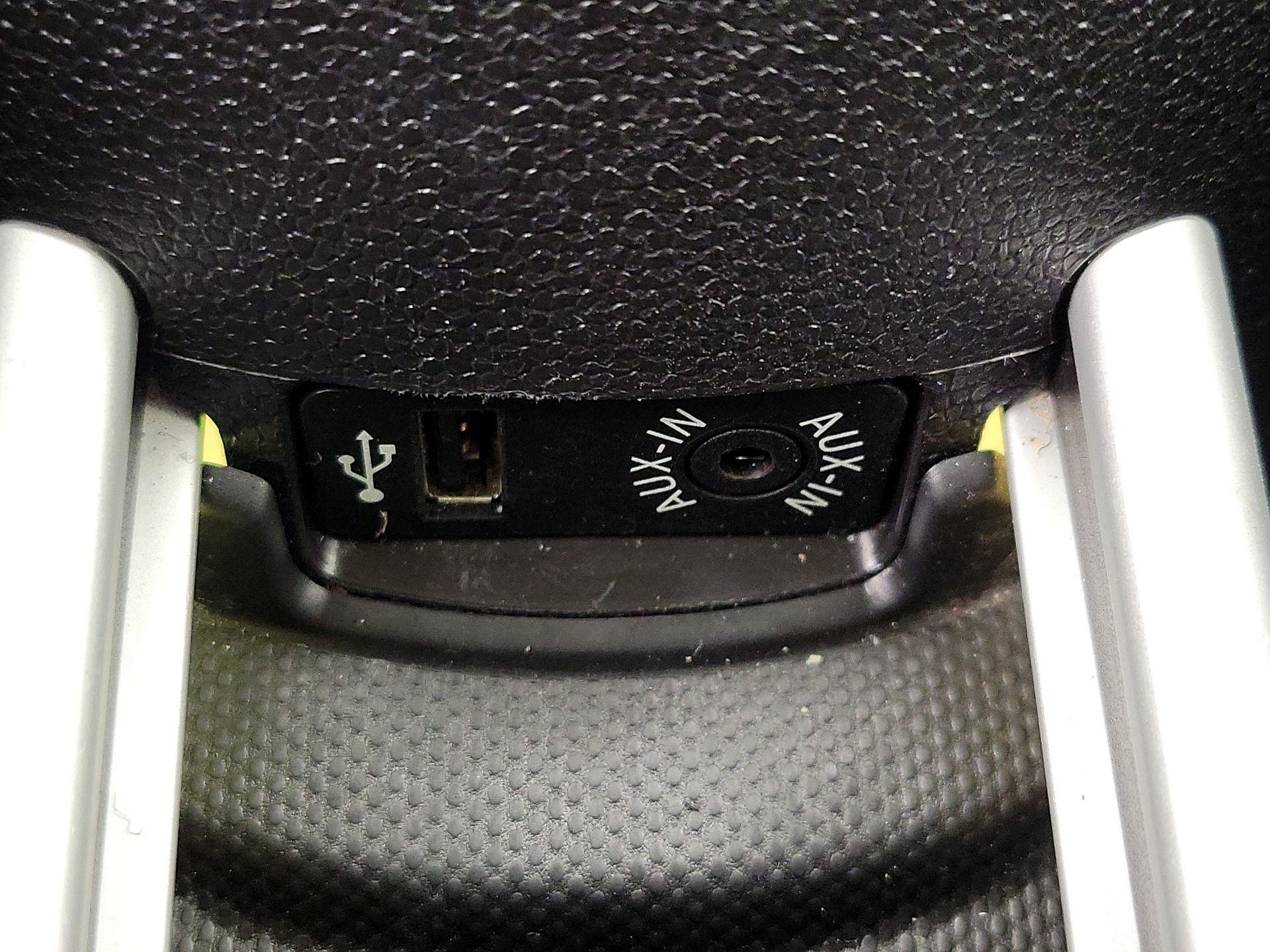 Thumbnail: 2016 MINI Cooper Countryman - 16