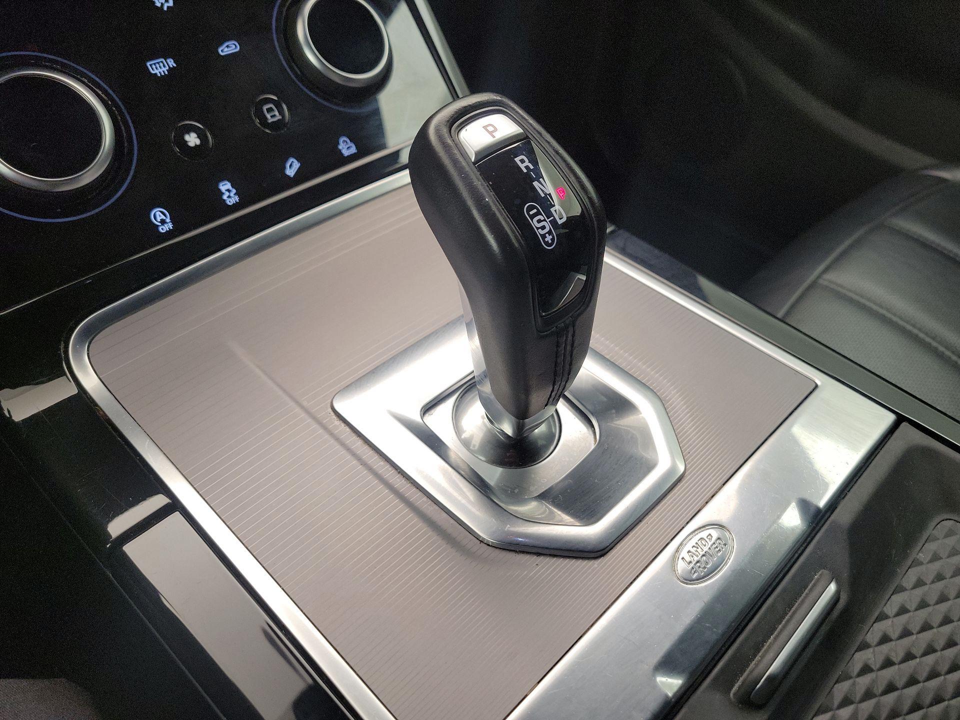 Thumbnail: 2020 Land Rover Range Rover Evoque - 18