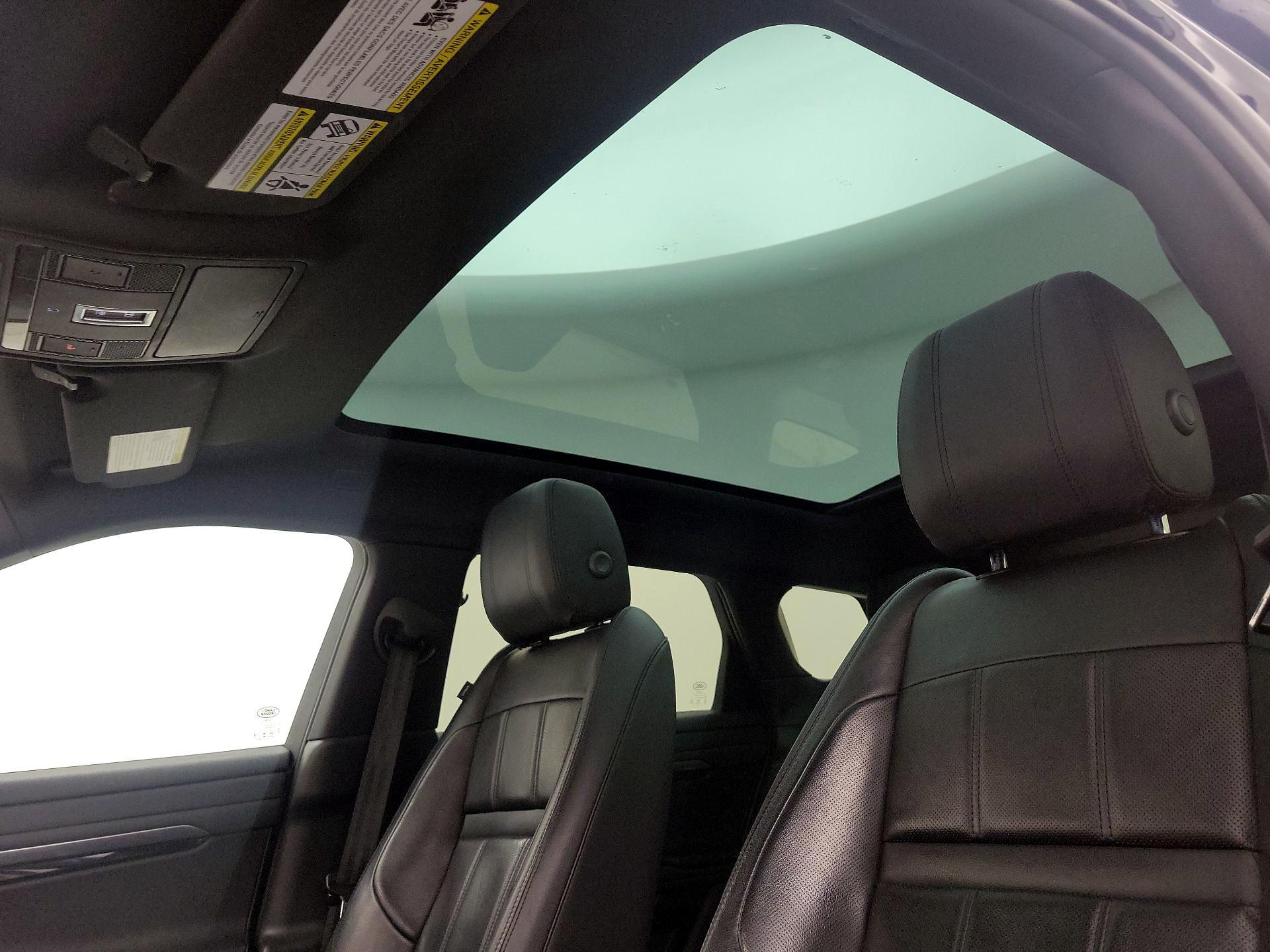Thumbnail: 2020 Land Rover Range Rover Evoque - 20