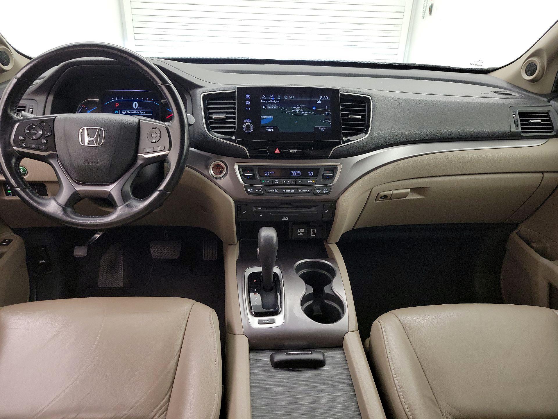 Thumbnail: 2019 Honda Pilot - 9