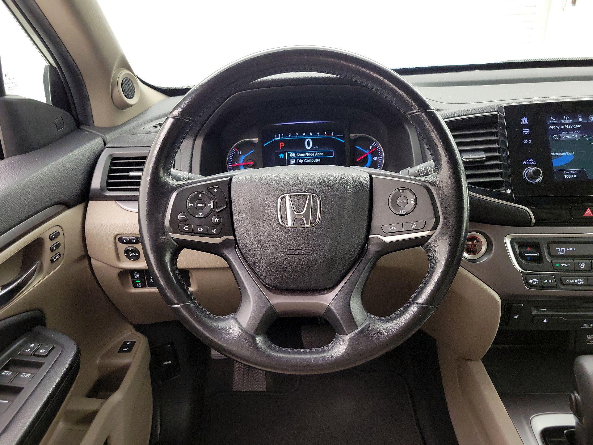 Thumbnail: 2019 Honda Pilot - 10