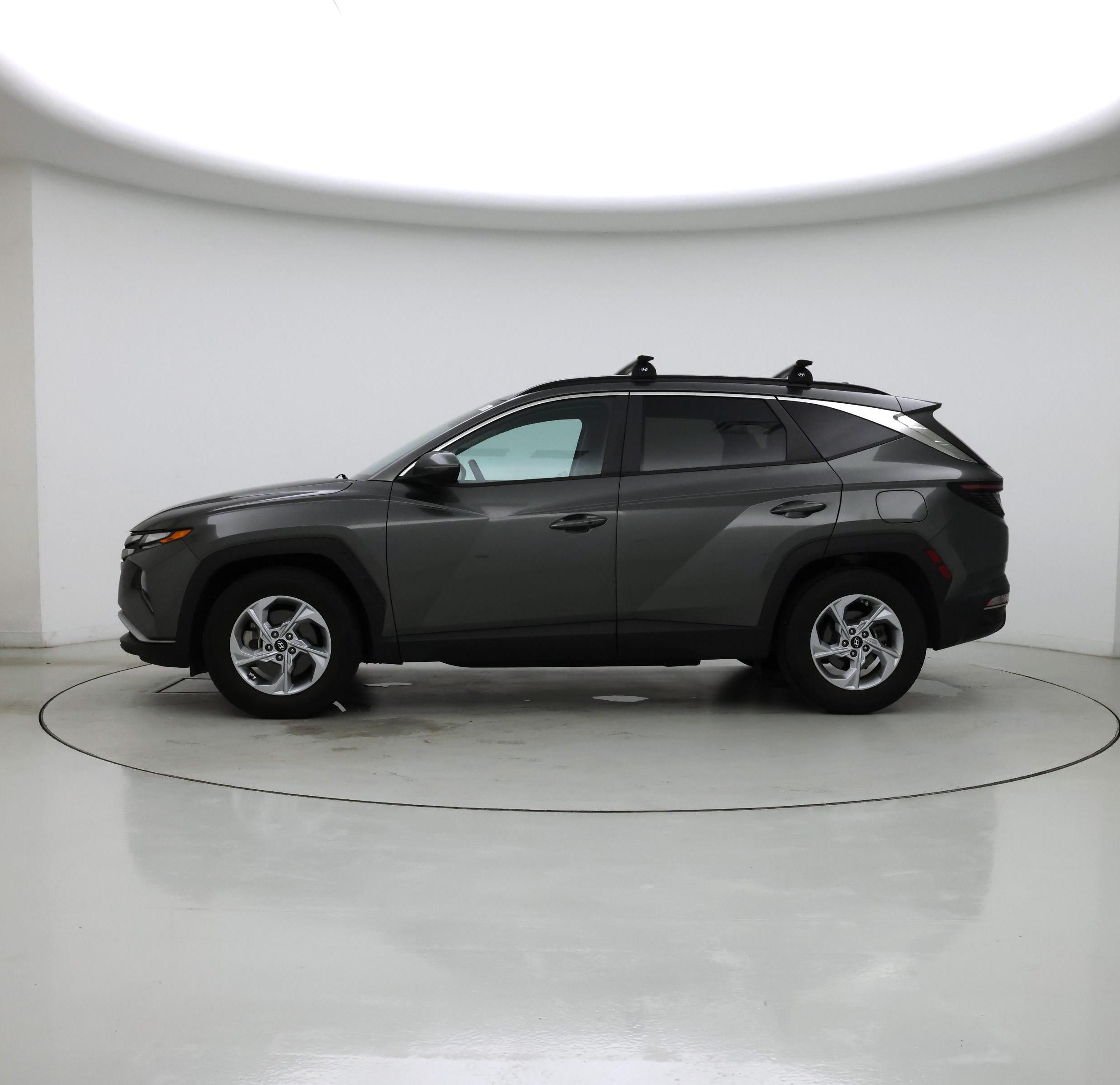 Thumbnail: 2022 Hyundai Tucson - 3