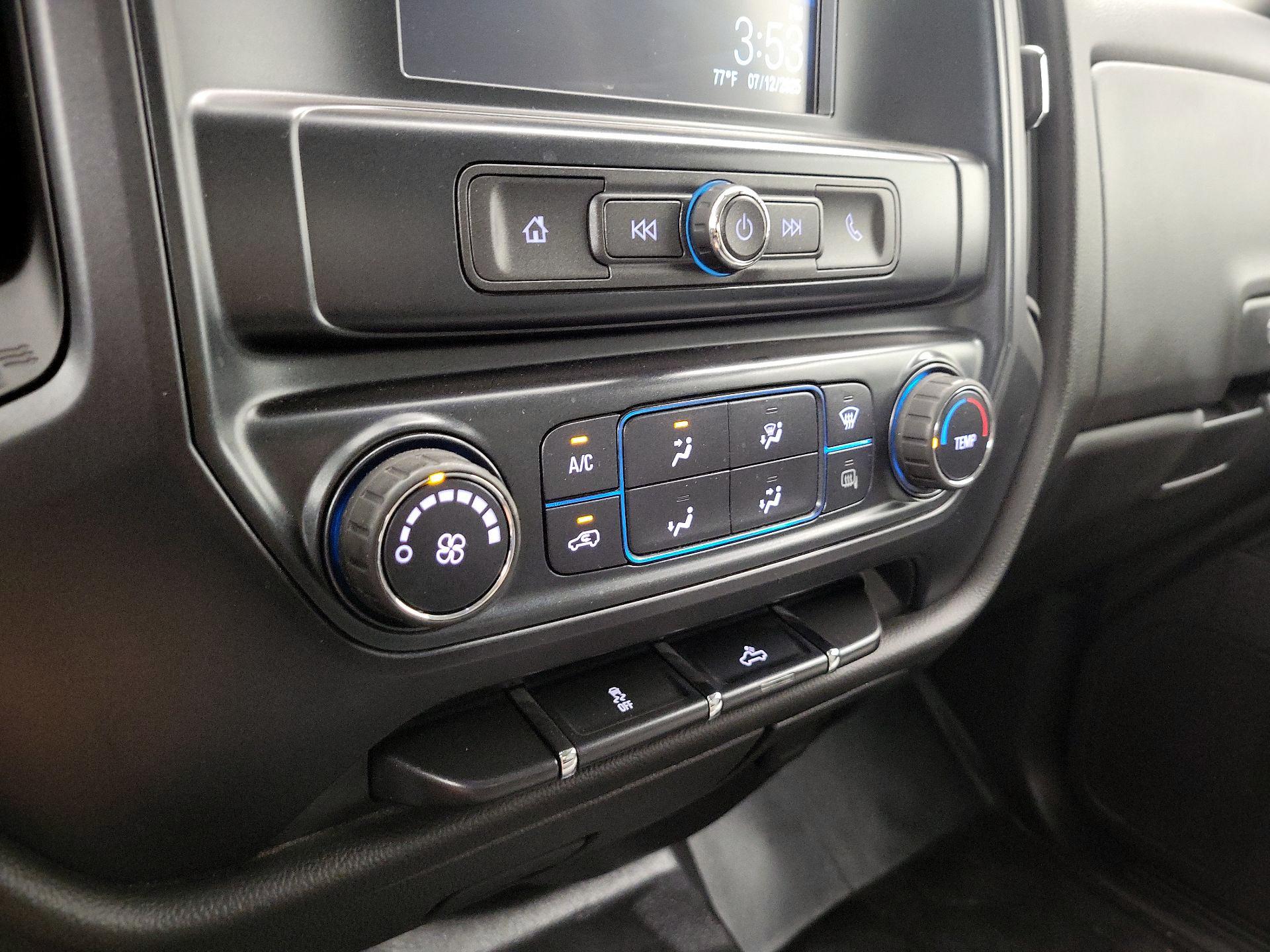 Thumbnail: 2018 GMC Sierra 2500 - 16