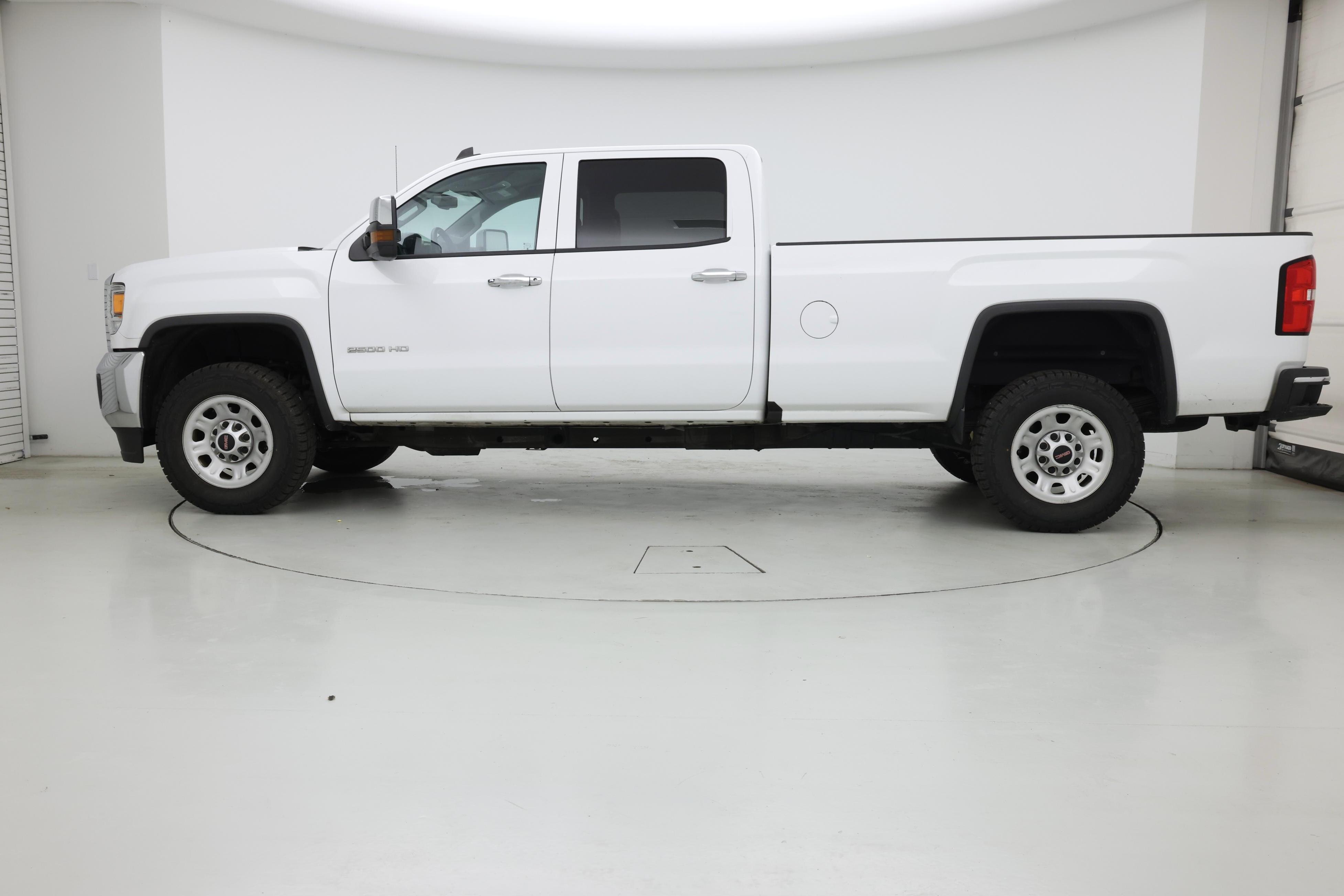 Thumbnail: 2018 GMC Sierra 2500 - 3