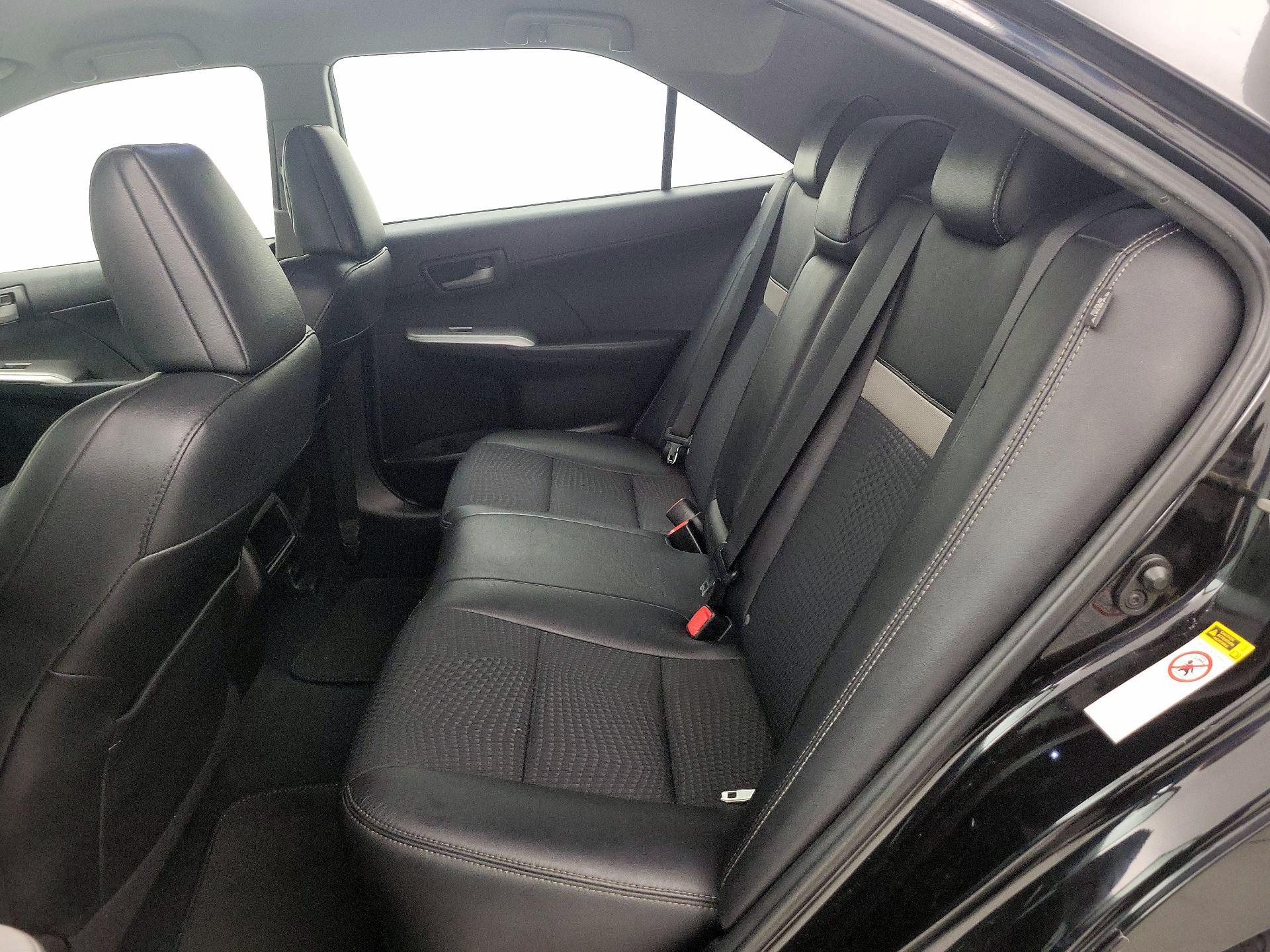 Thumbnail: 2014 Toyota Camry - 19