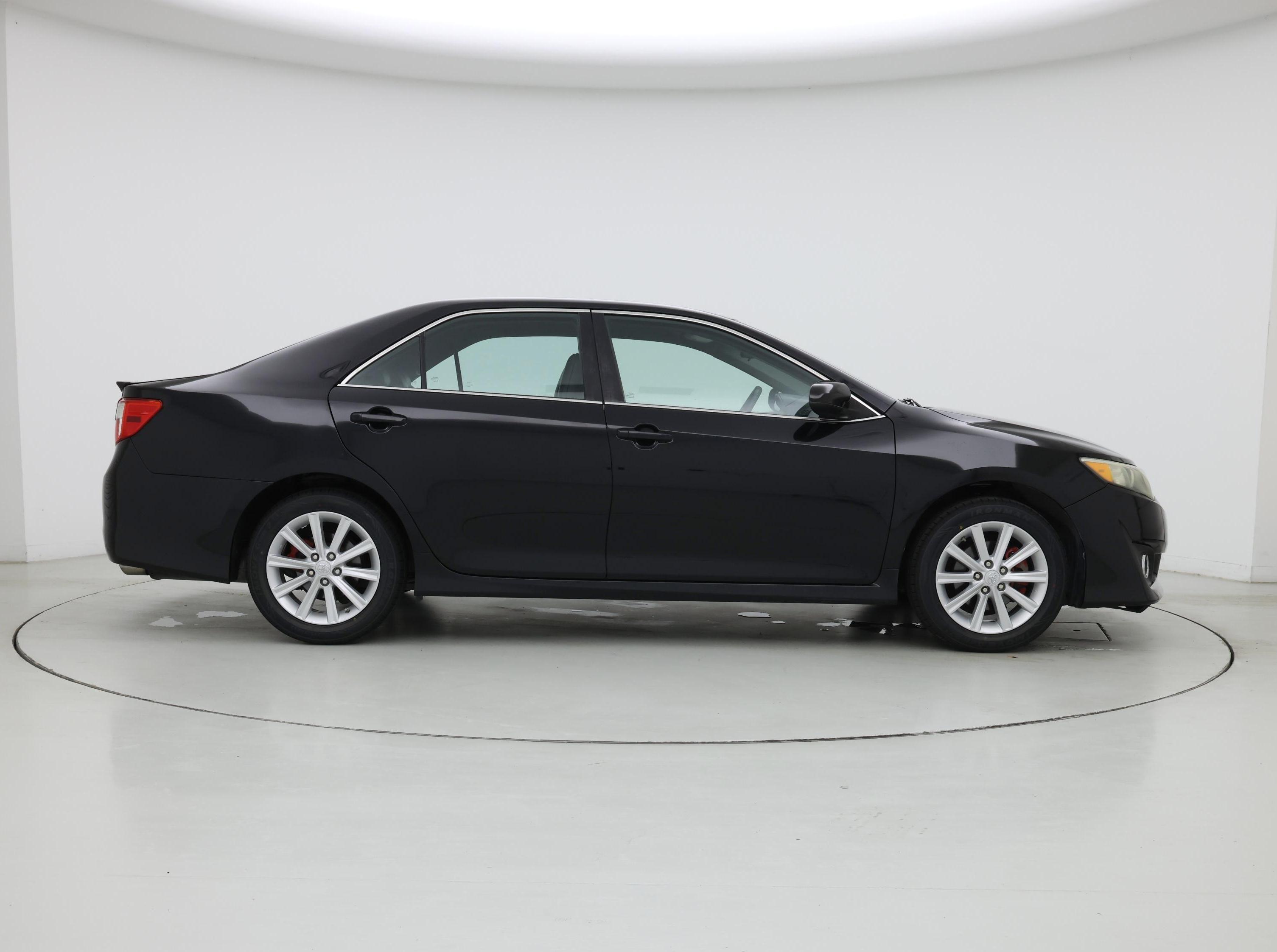 Thumbnail: 2014 Toyota Camry - 7