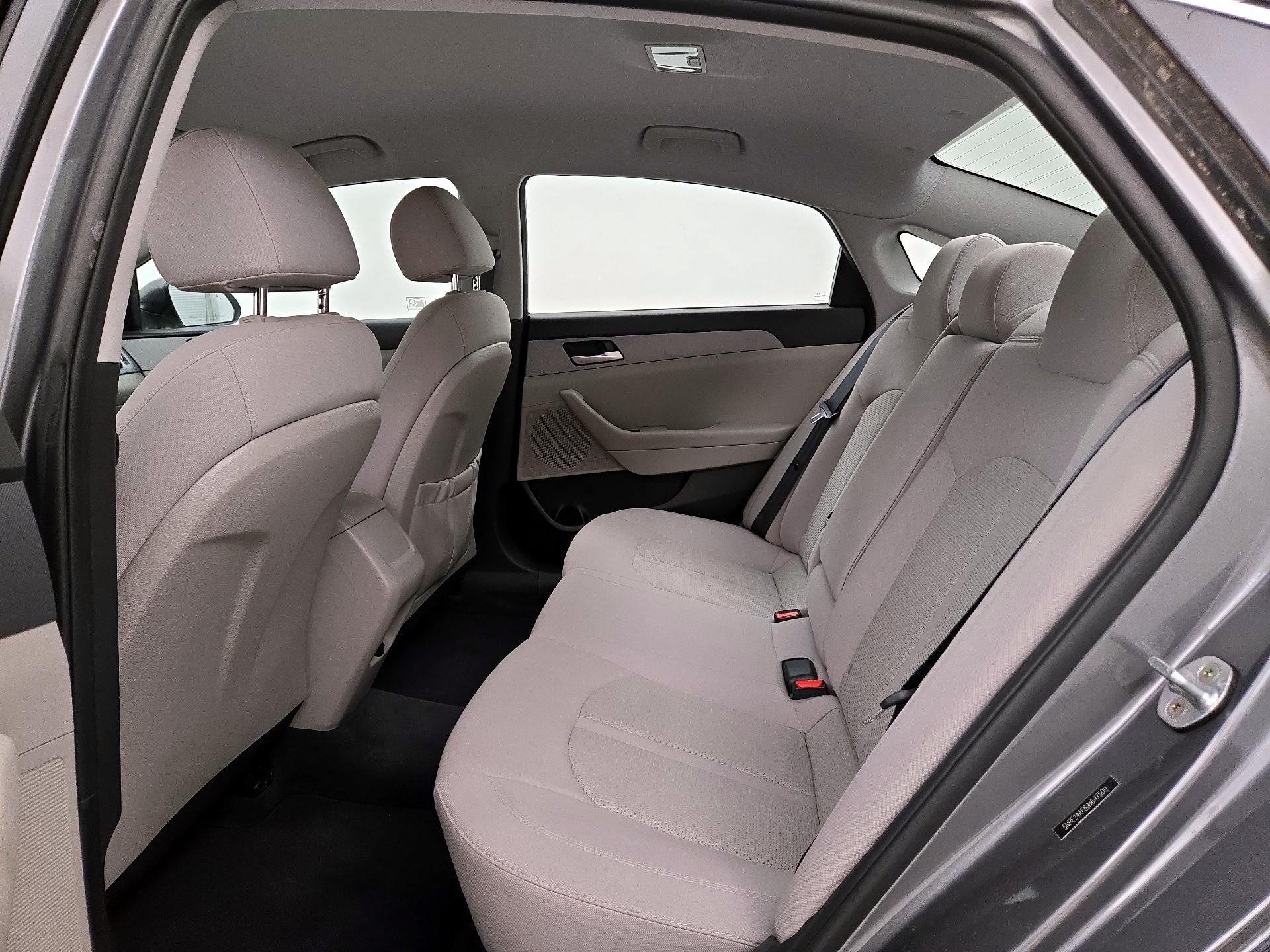 Thumbnail: 2018 Hyundai Sonata - 19