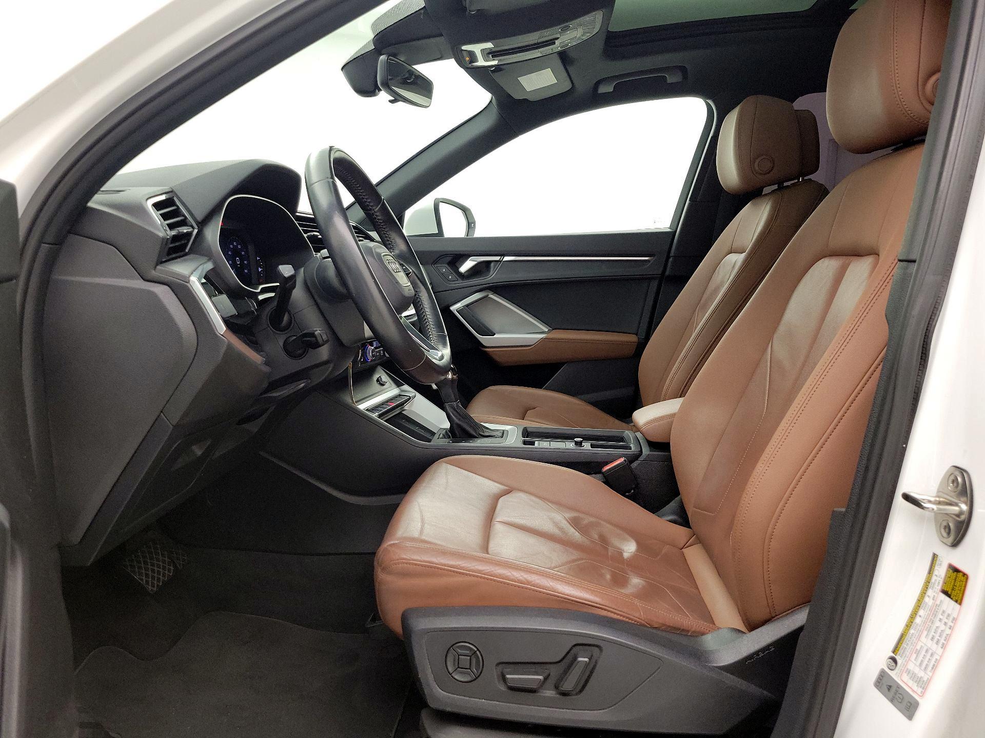 Thumbnail: 2019 Audi Q3 - 11