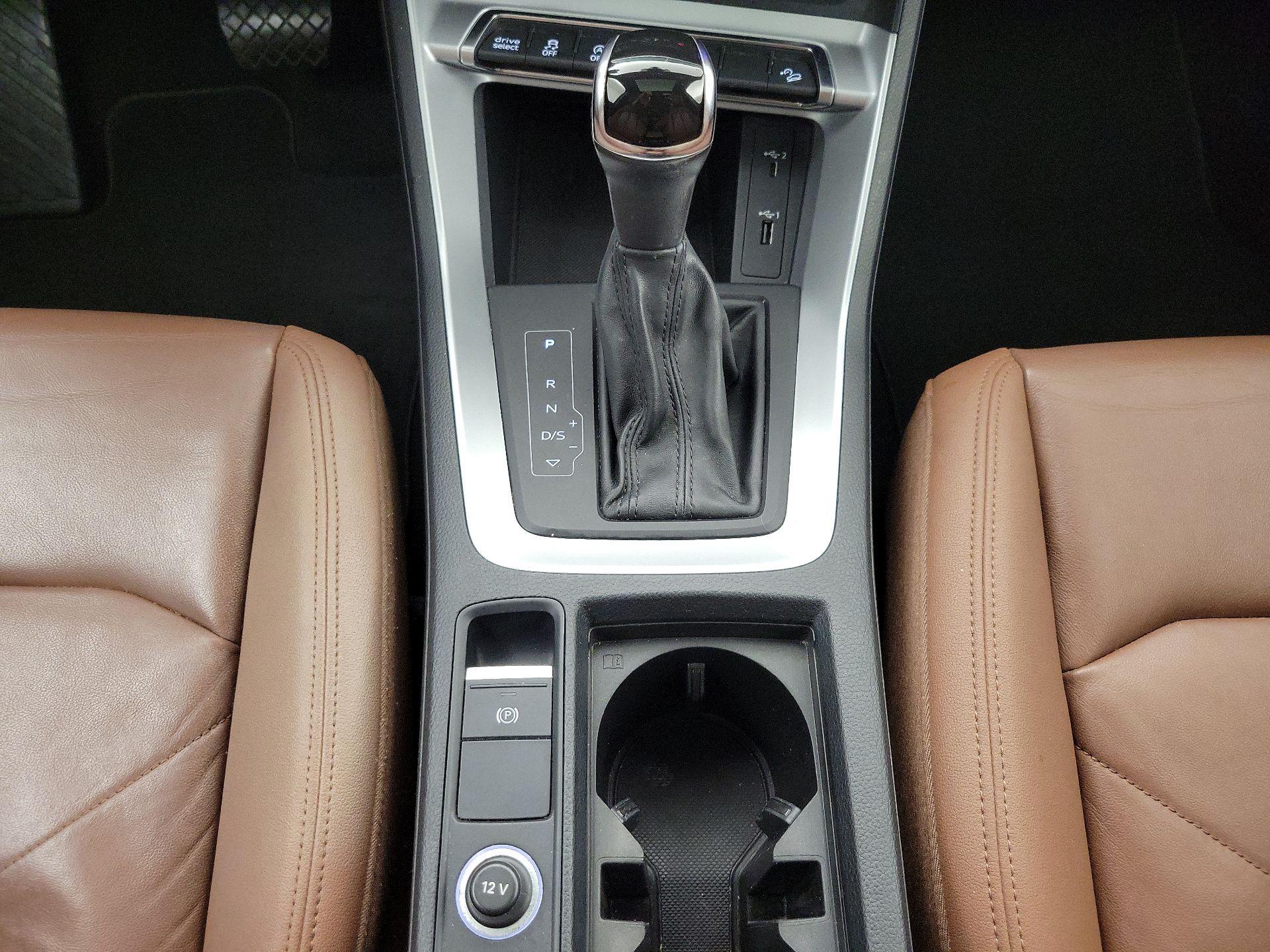 Thumbnail: 2019 Audi Q3 - 17