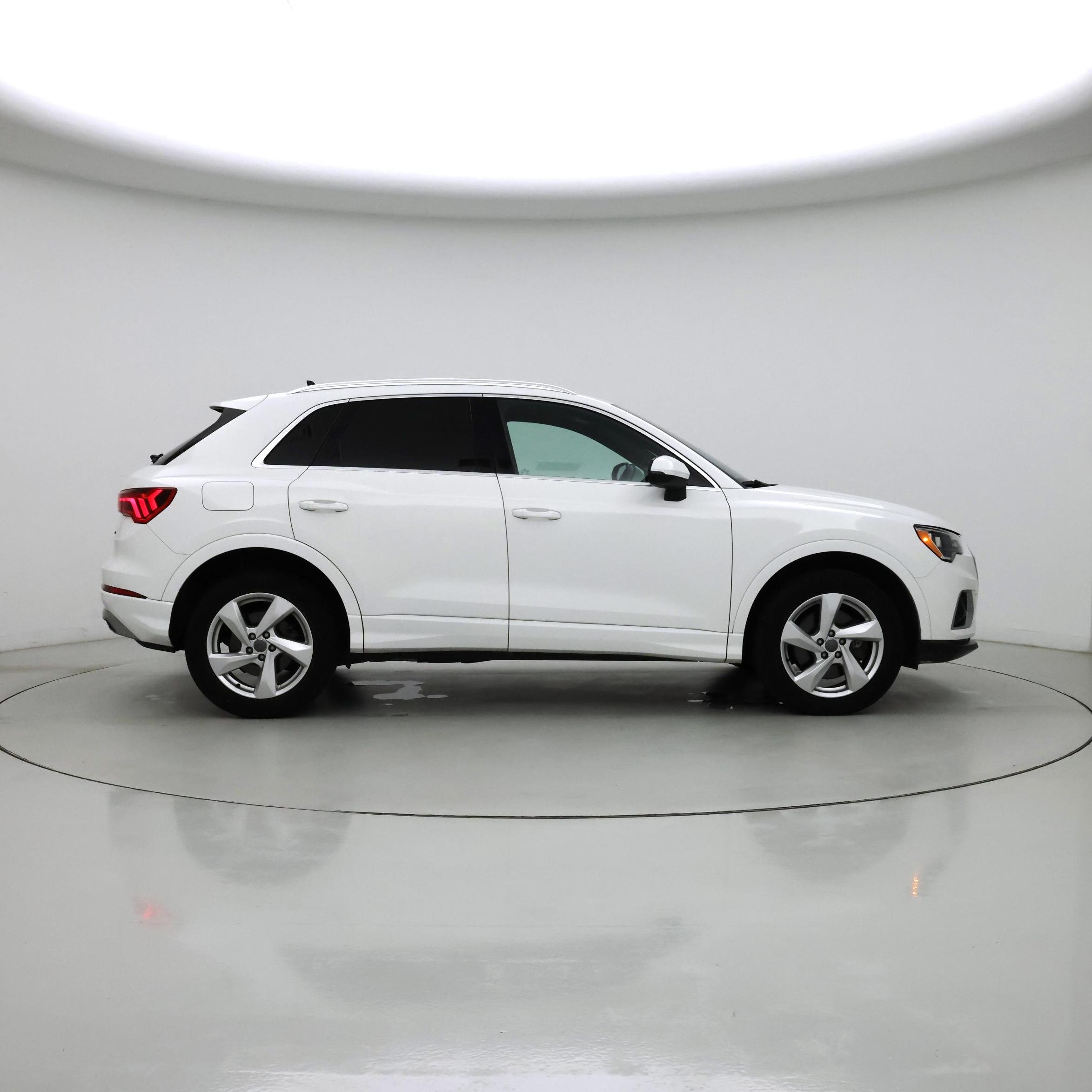 Thumbnail: 2019 Audi Q3 - 7