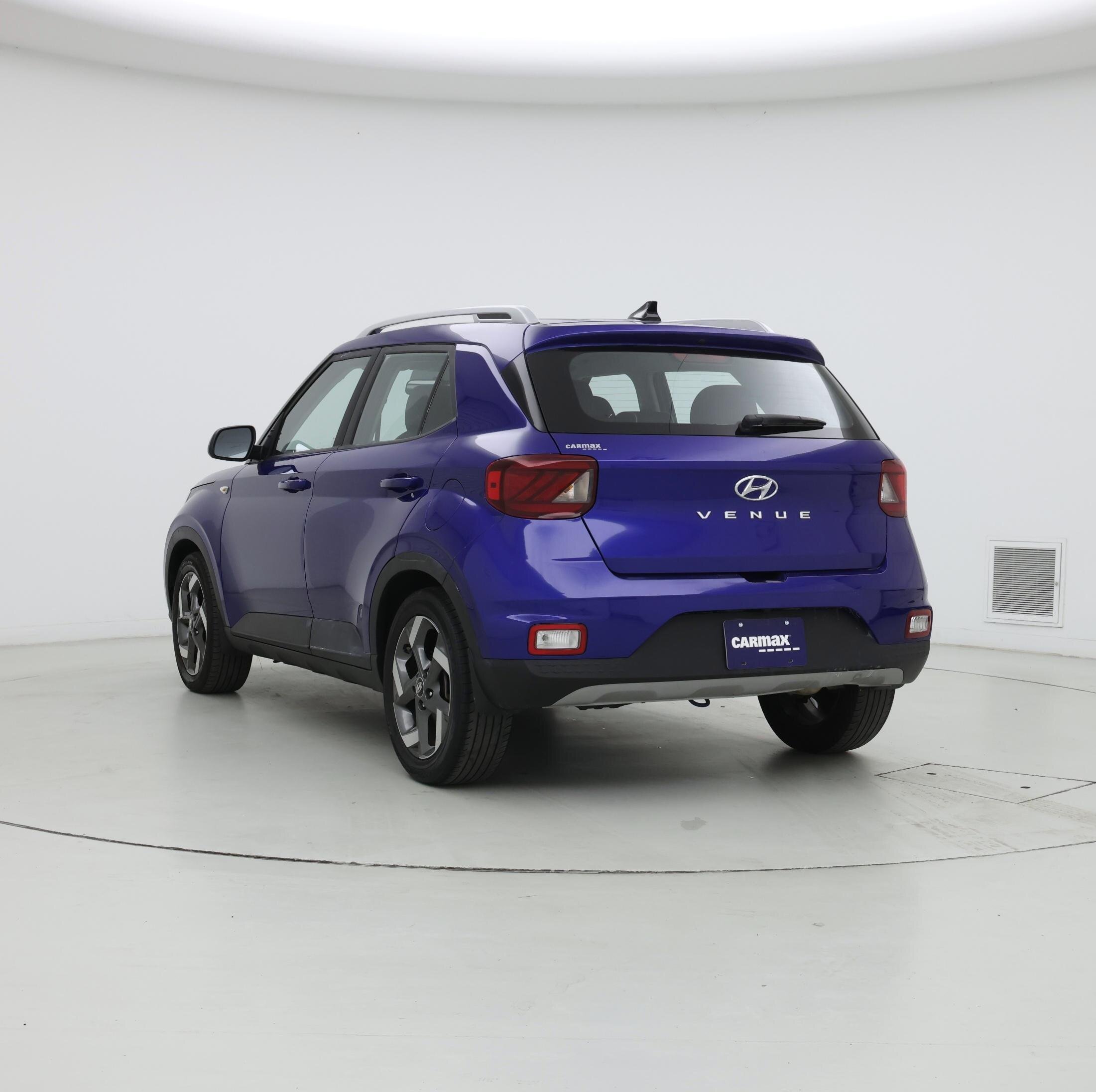 Thumbnail: 2022 Hyundai Venue - 2