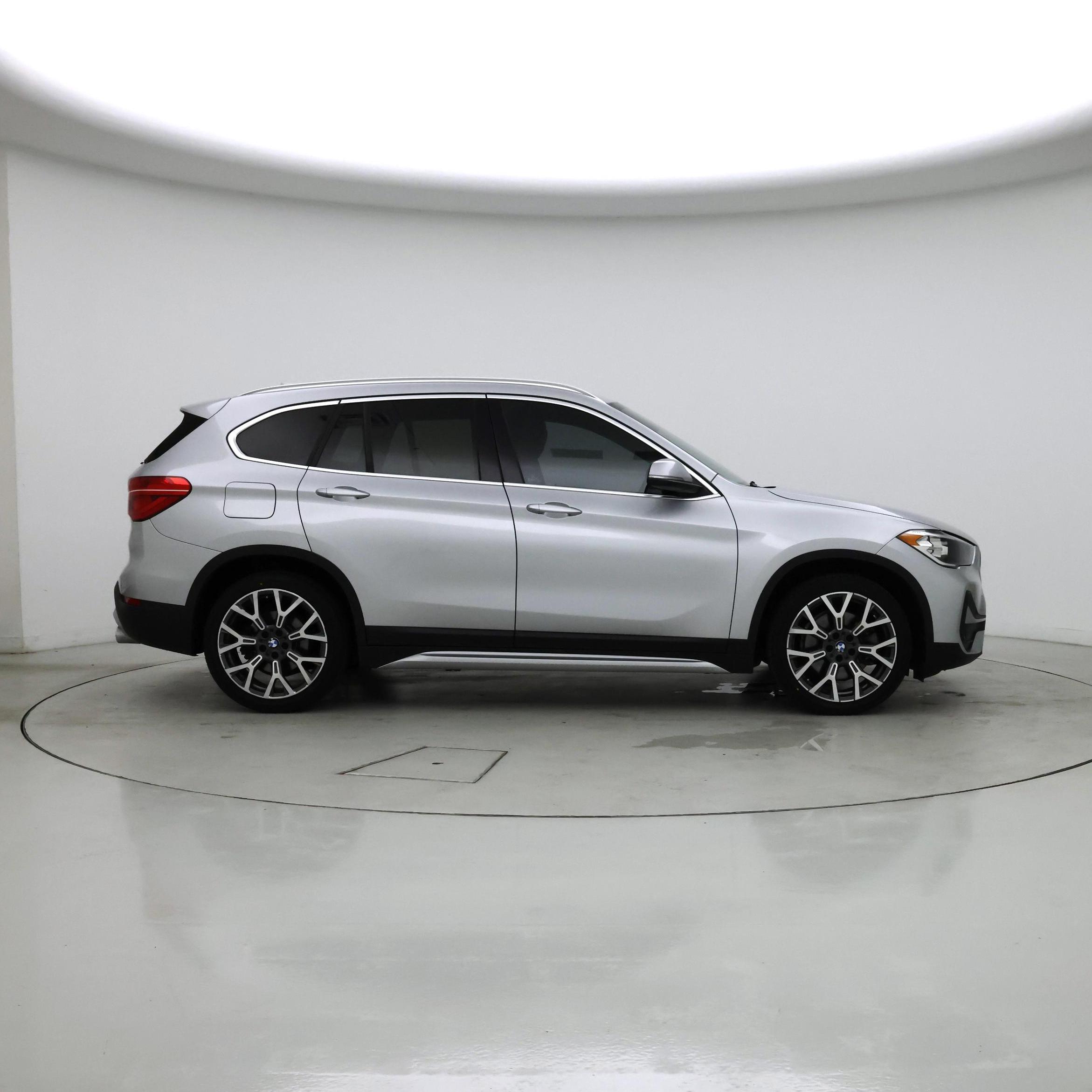 Thumbnail: 2021 BMW X1 - 7