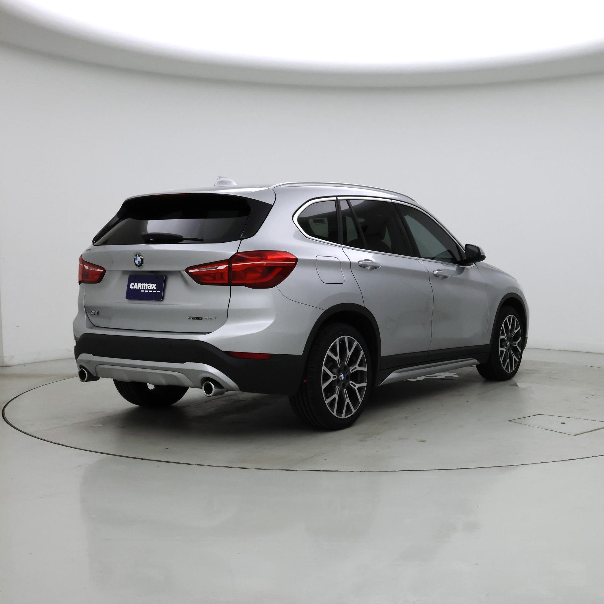 Thumbnail: 2021 BMW X1 - 8