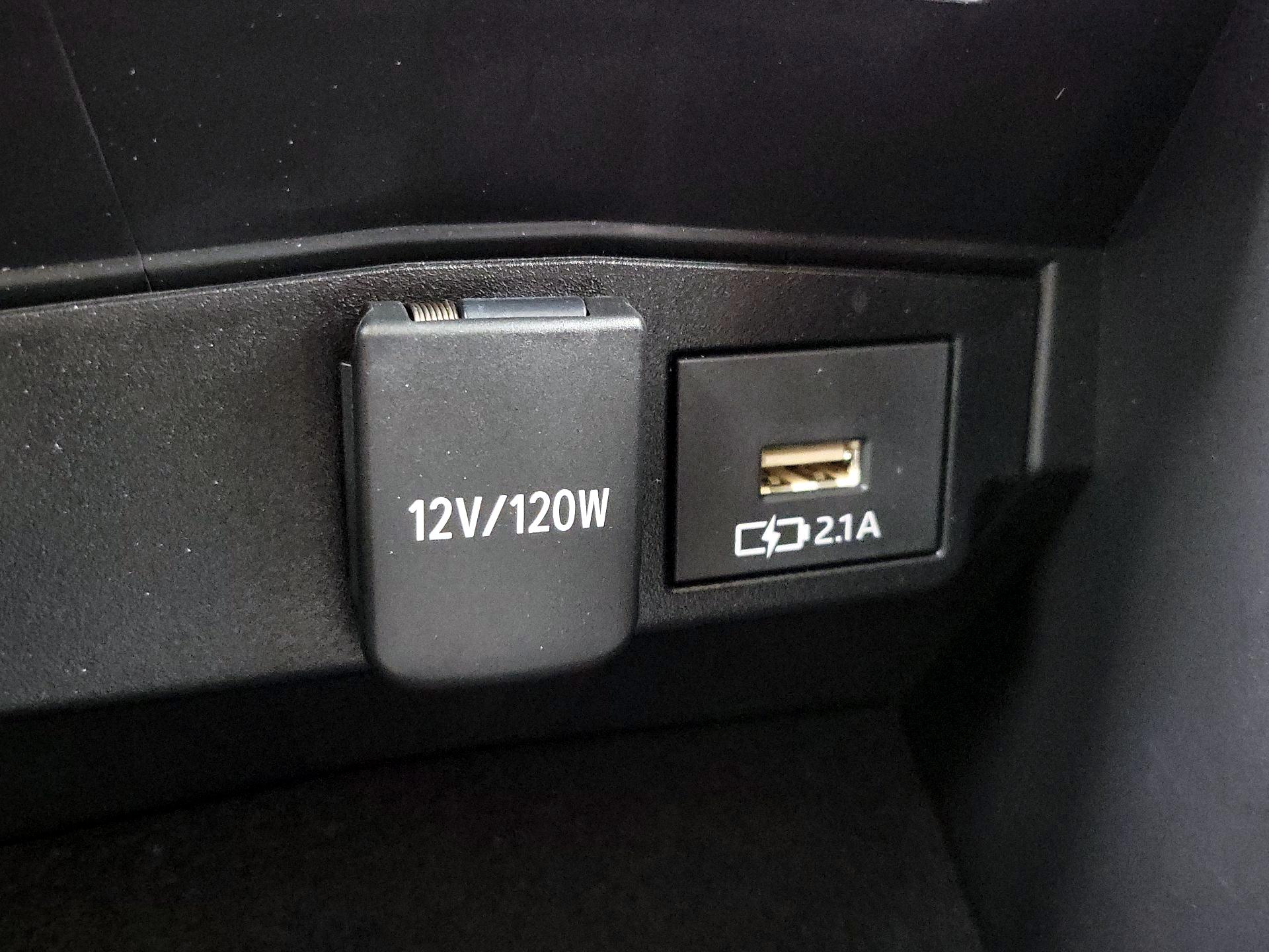 Thumbnail: 2020 Toyota Corolla - 18