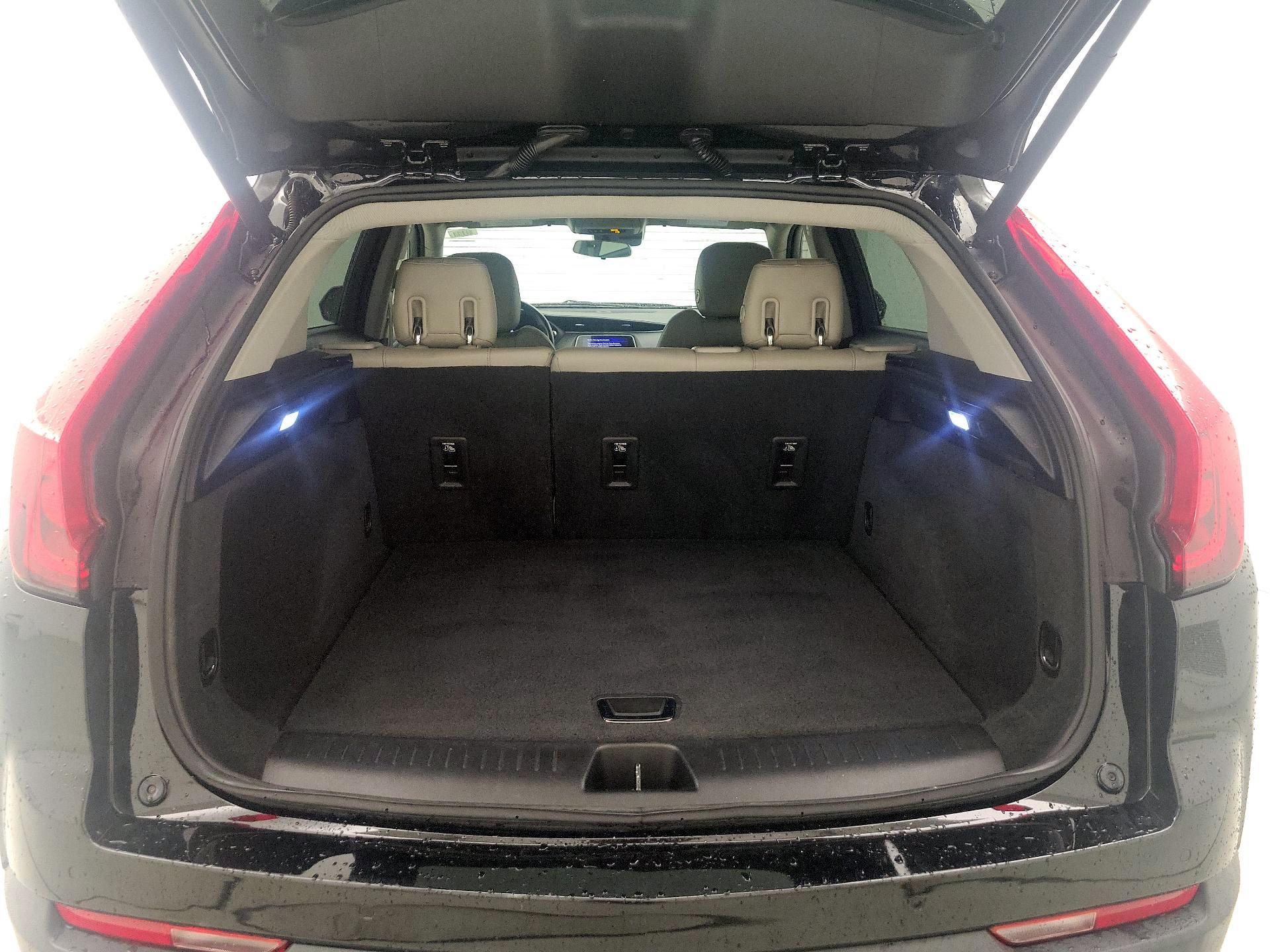 Thumbnail: 2021 Cadillac XT4 - 20