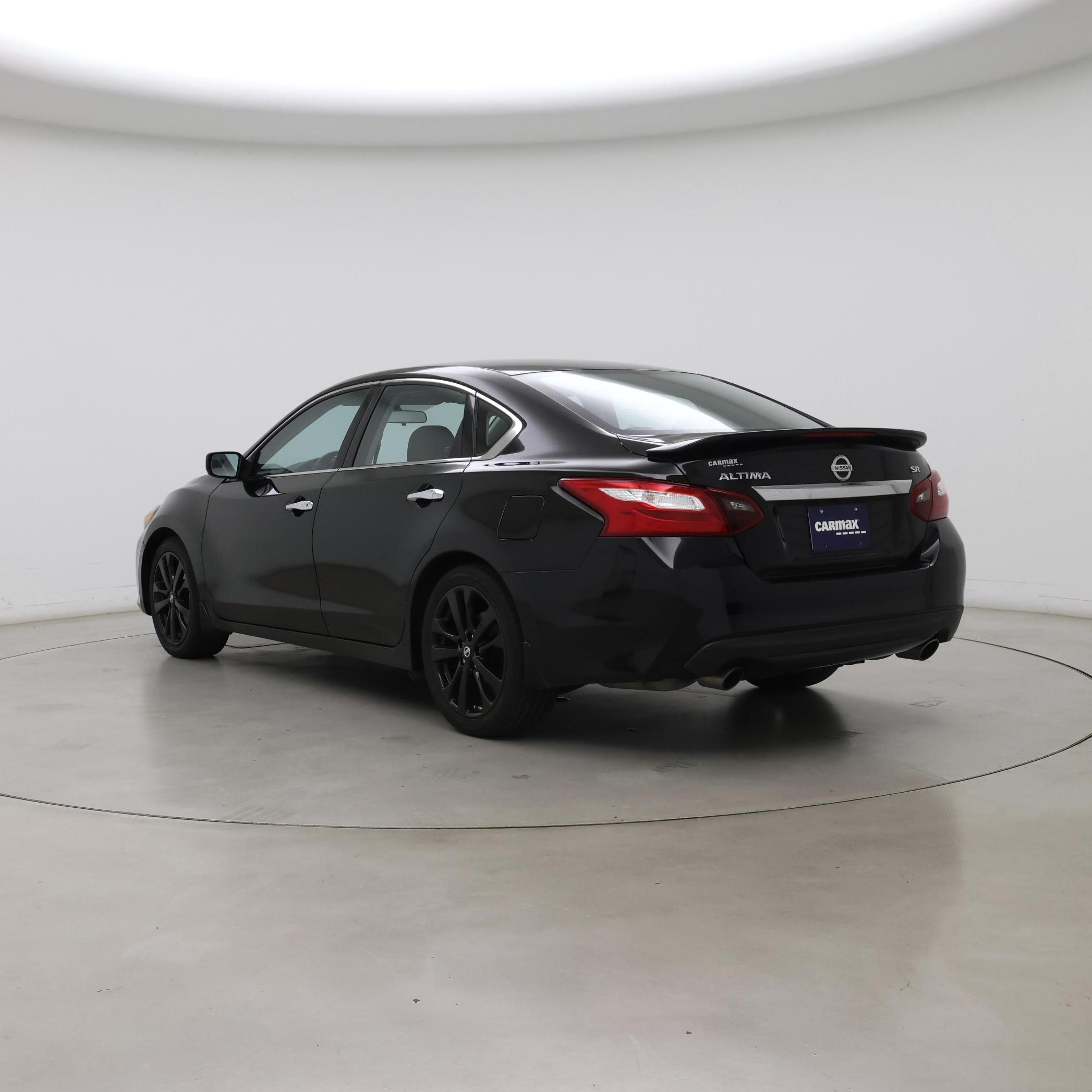 Thumbnail: 2017 Nissan Altima - 2