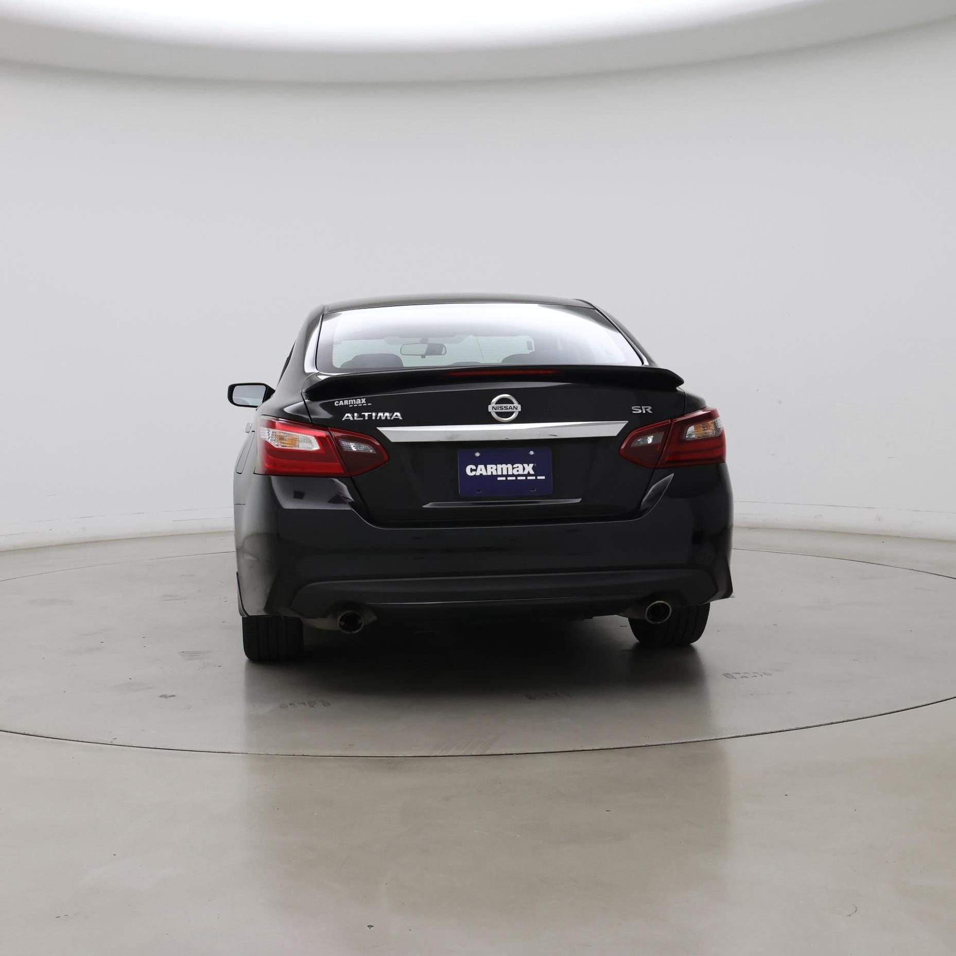 Thumbnail: 2017 Nissan Altima - 6